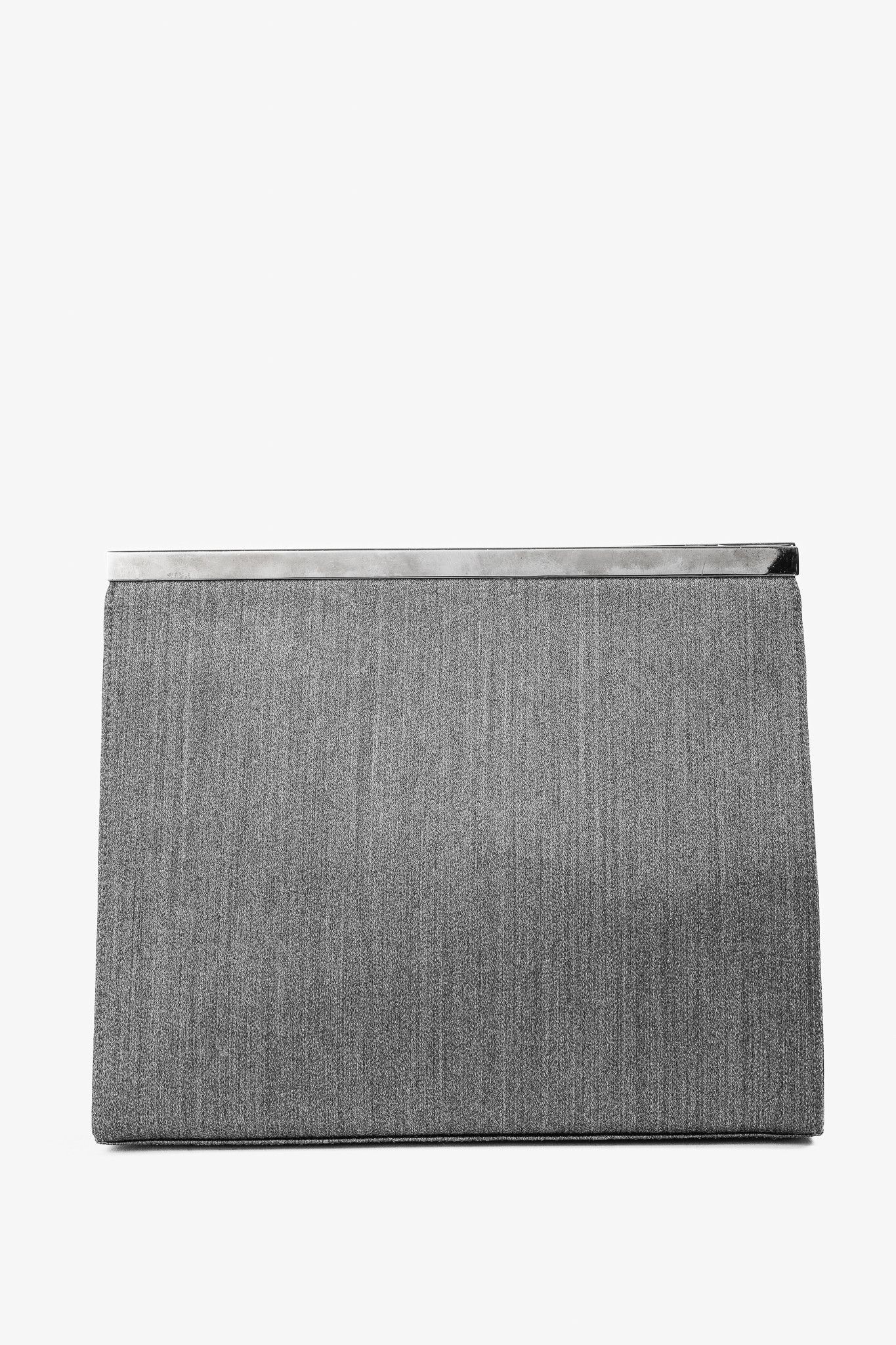 Salvatore Ferragamo Salvatore Ferragamo Grey Flannel Gancini-Clasp Evening Bag Size ONE SIZE - 4 Thumbnail
