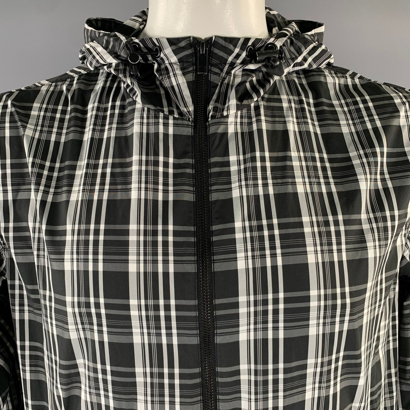 Michael Kors MICHAEL KORS XL White Black Plaid Polyester Hooded Jacket Size US XL / EU 56 / 4 - 2 Thumbnail