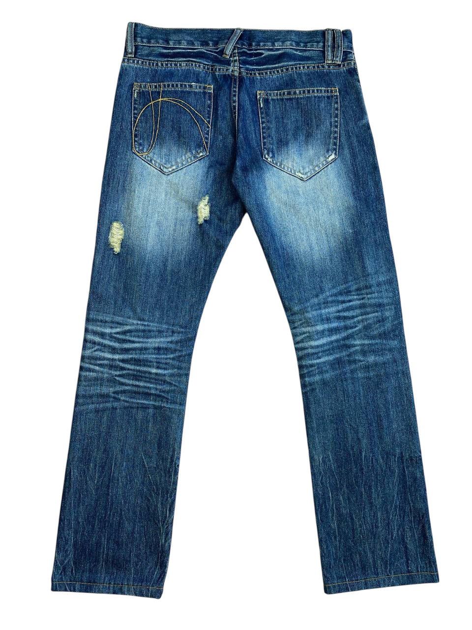 Japanese Brand 2000’s Y2K NO ID Thrashed Slim Straight Denim Size US 32 / EU 48 - 9 Thumbnail