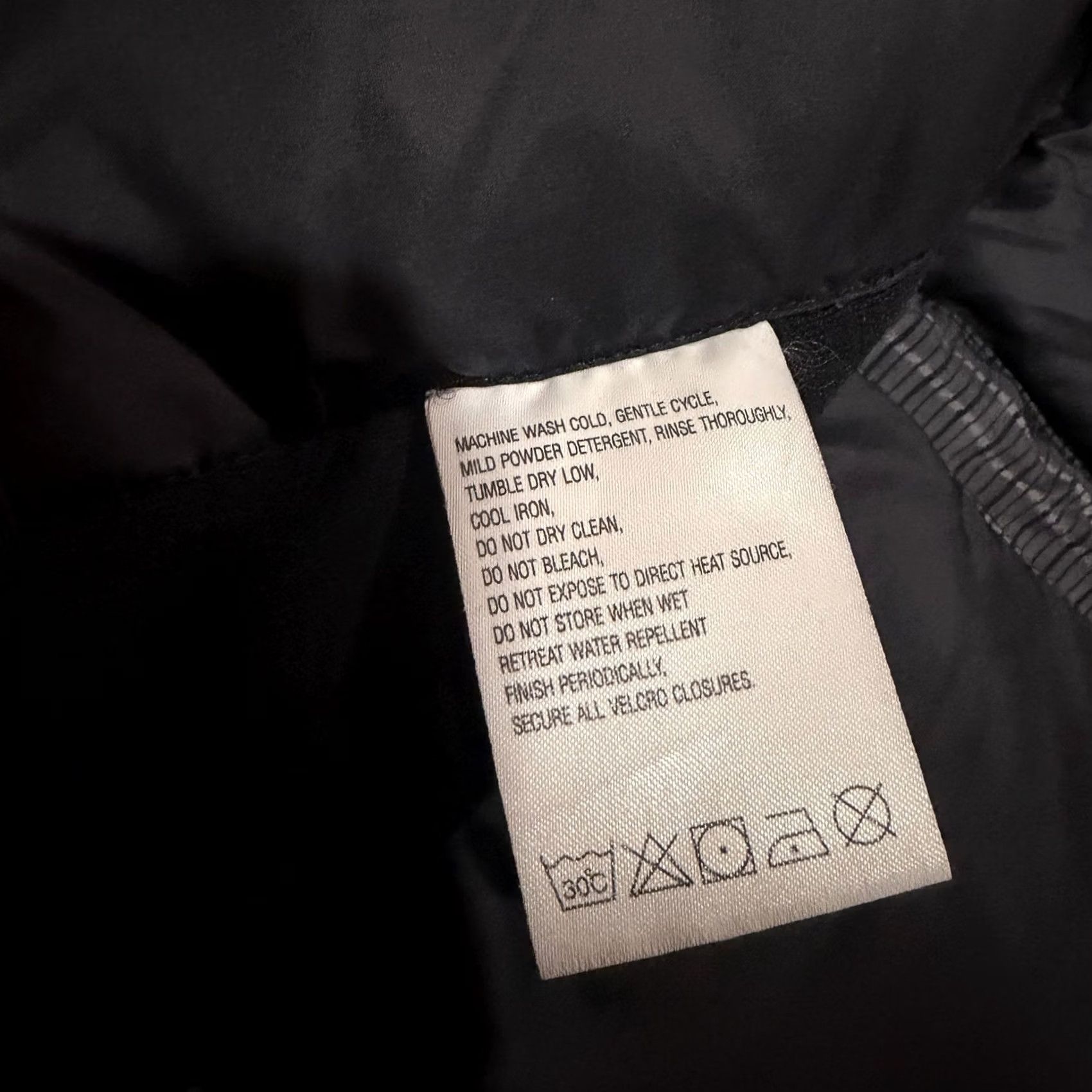 The North Face VINTAGE The North Face Down Insulated Ski Jacket Shirt? No, Jacket Women L Gray Silver RARE Ski Vintage Theme 90s Nike Size L / US 10 / IT 46 - 7 Thumbnail