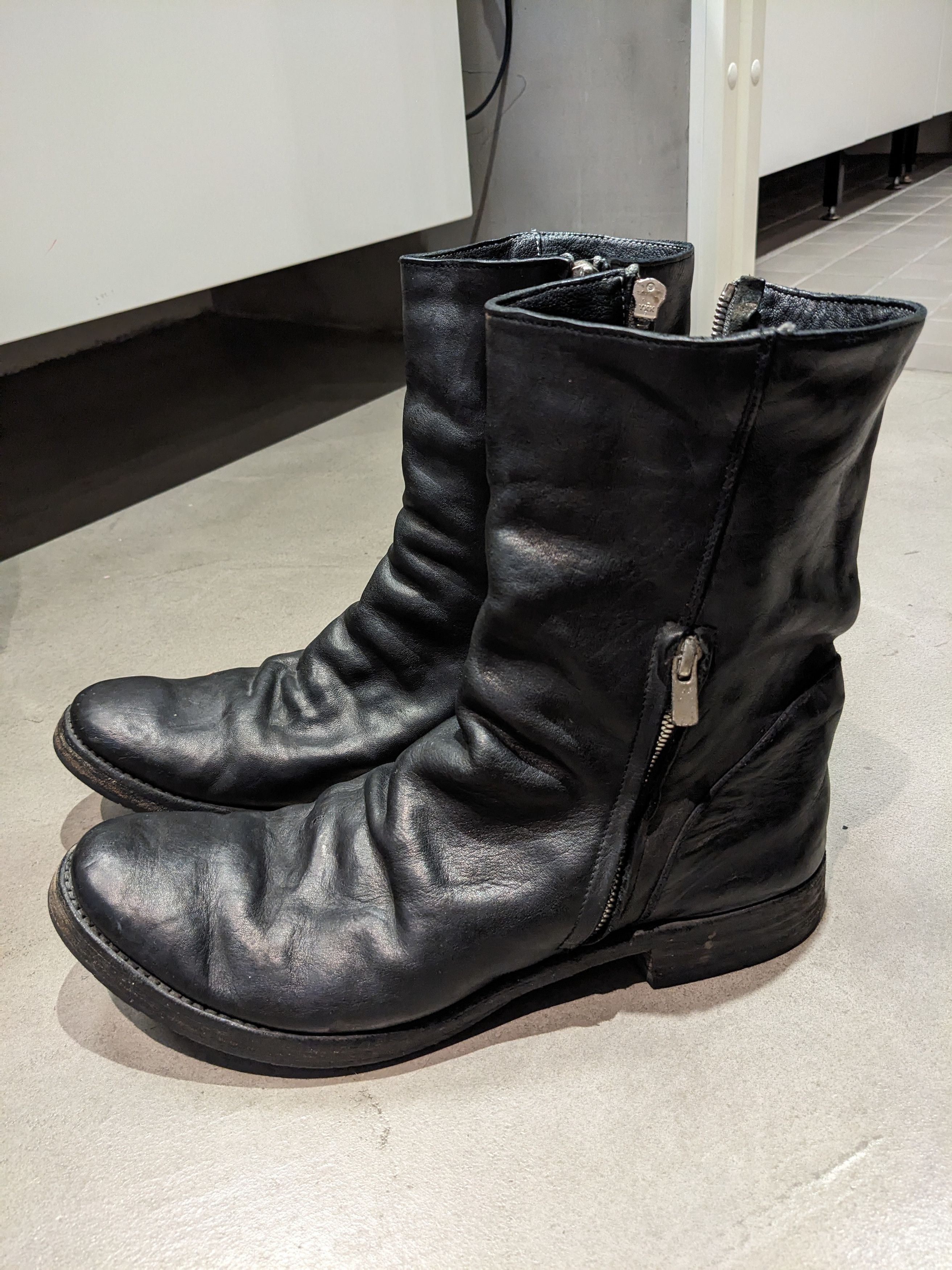 image of A1923 Black Horse Leather Double Zip Boots, 43, Men's (Size 10)
