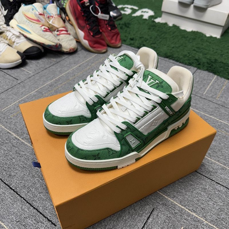 Louis Vuitton Louis Vuitton Green and White Trainer Sneakers -2508 Size US 8 / EU 41 - 1 Thumbnail