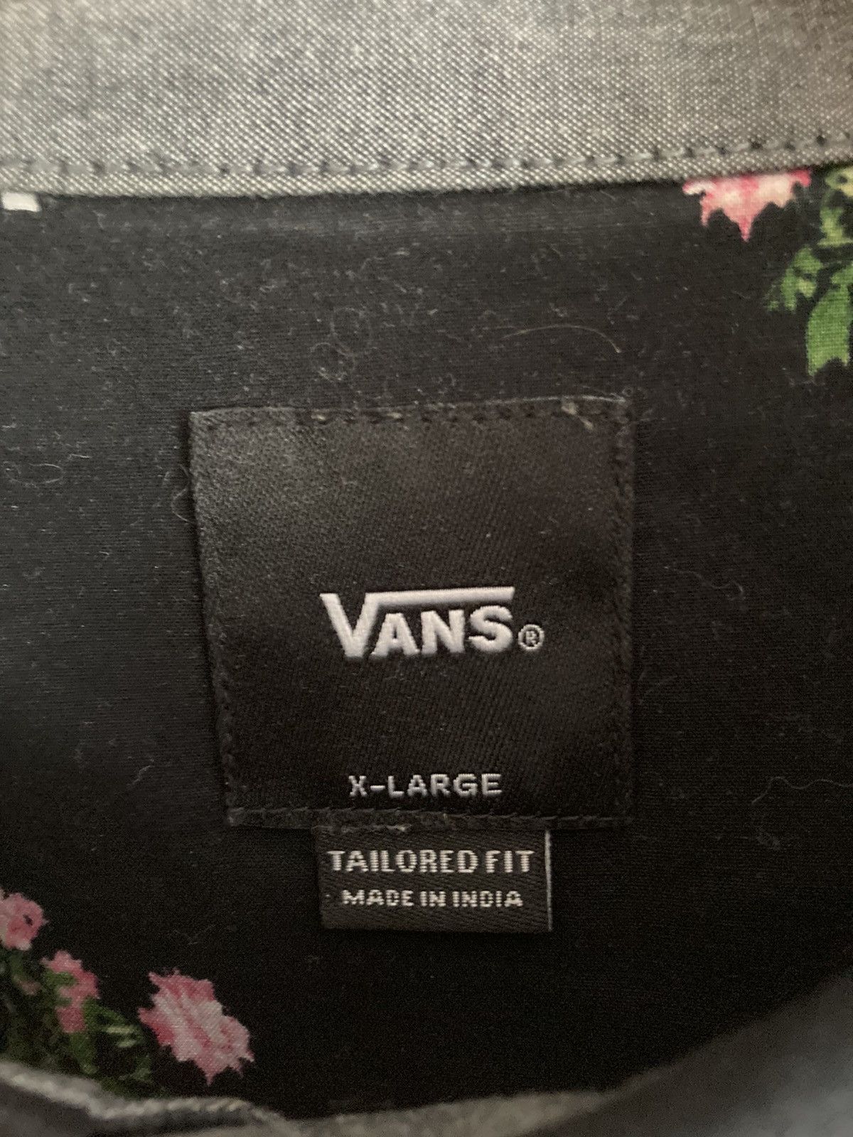 Vans Vans Checkered and Rose Design Button Up Shirt Size US XL / EU 56 / 4 - 3 Thumbnail