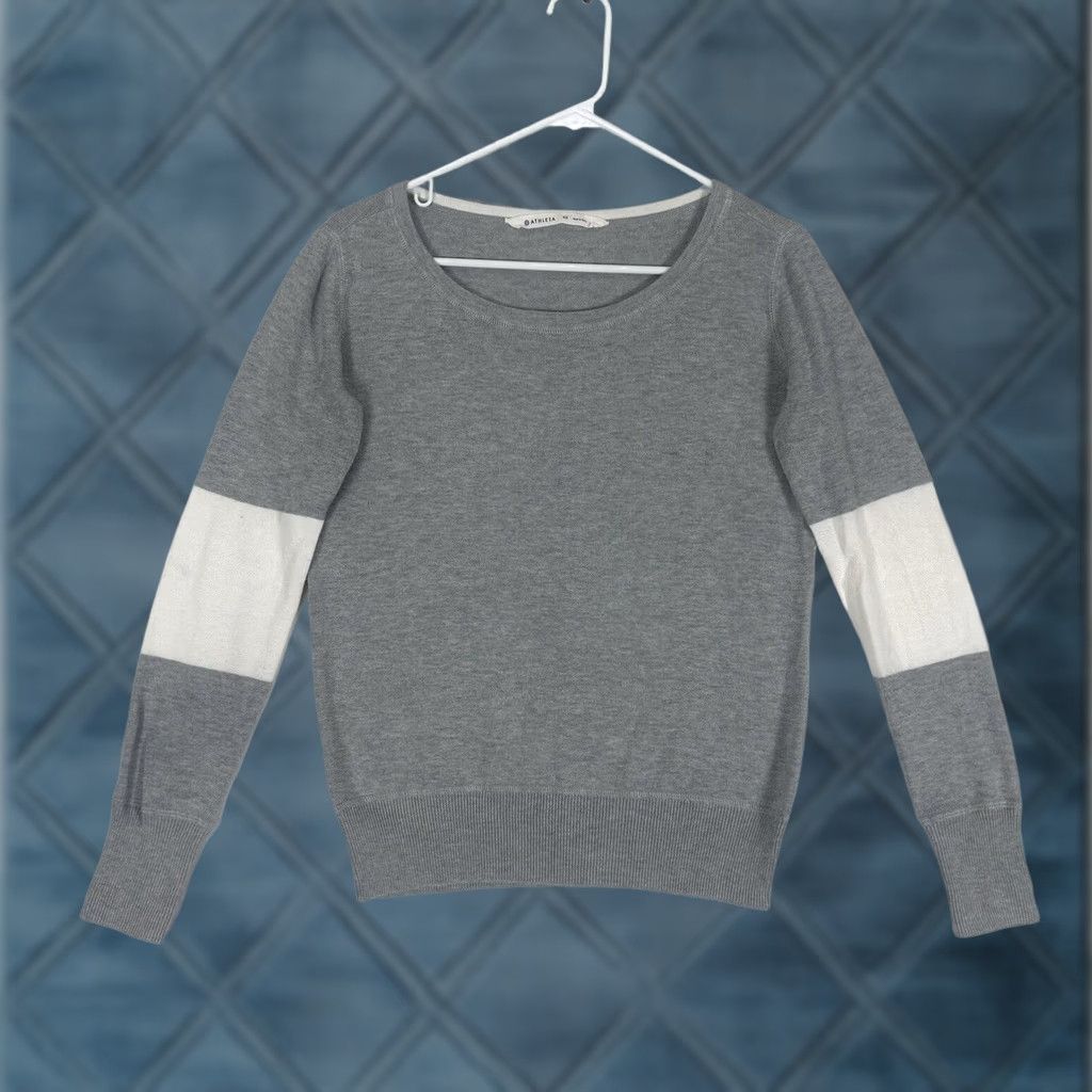 Athleta Athleta Womens Scoop Neck Sweatshirt XS Long Sleeve Gray Colorblock L/S Pullover Sweater Light Weight Casual/Workwear Size XS / US 0-2 / IT 36-38 - 1 Thumbnail