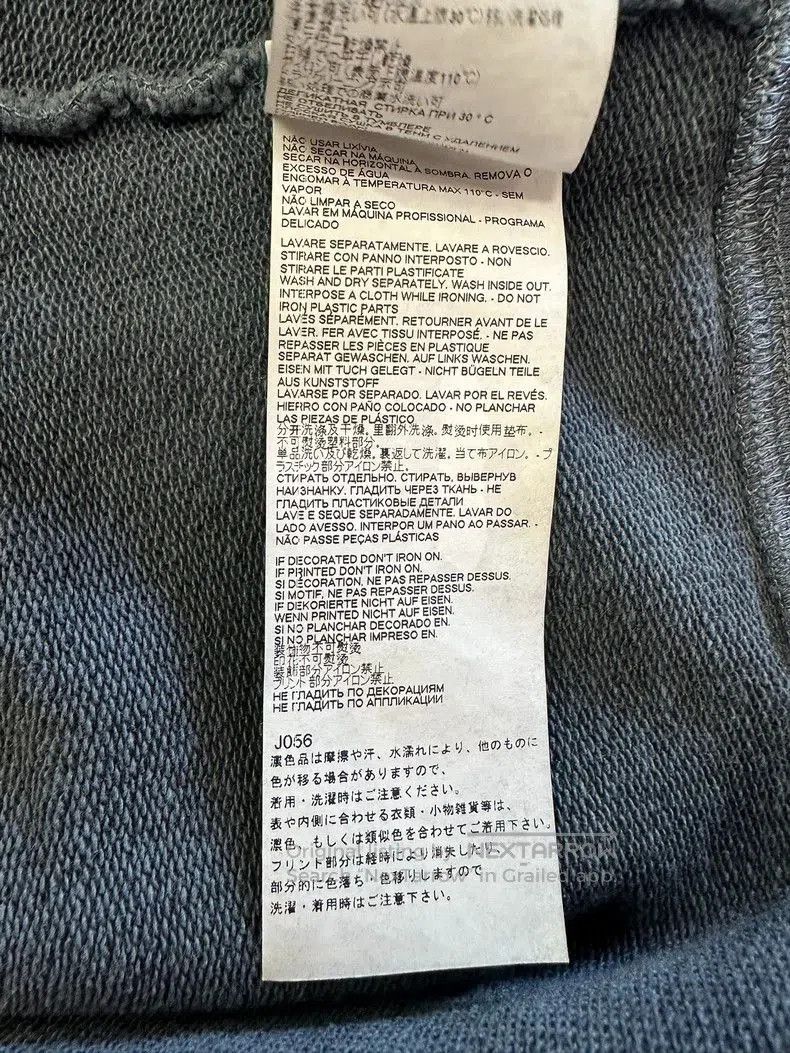 Maison Margiela Maison Margiela Classic Portrait Washed Sweatshirt. Size US S / EU 44-46 / 1 - 9 Thumbnail