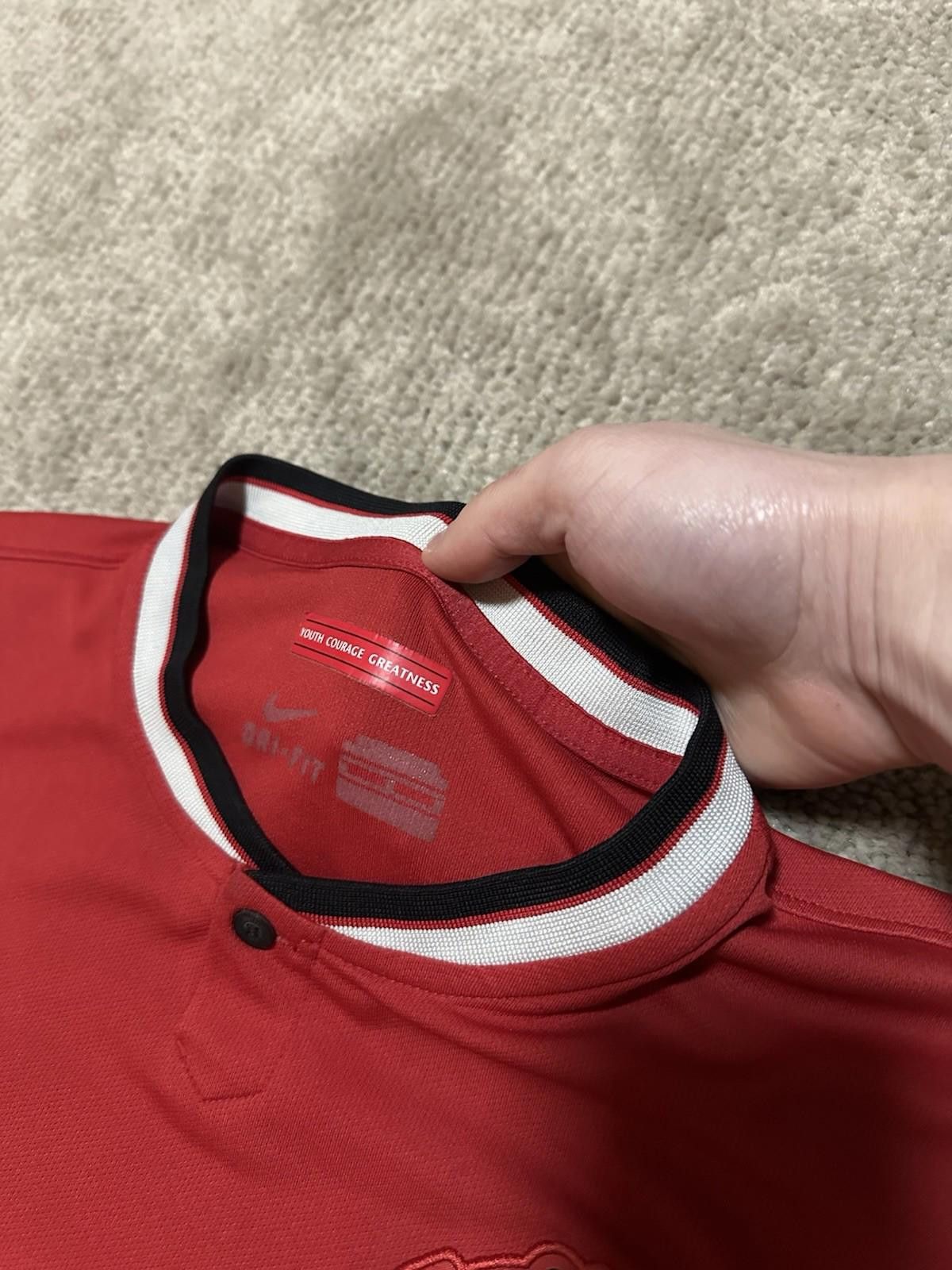Nike Manchester United 2015 Hom Football Shirt Nike Soccer Jersey Size US M / EU 48-50 / 2 - 4 Thumbnail