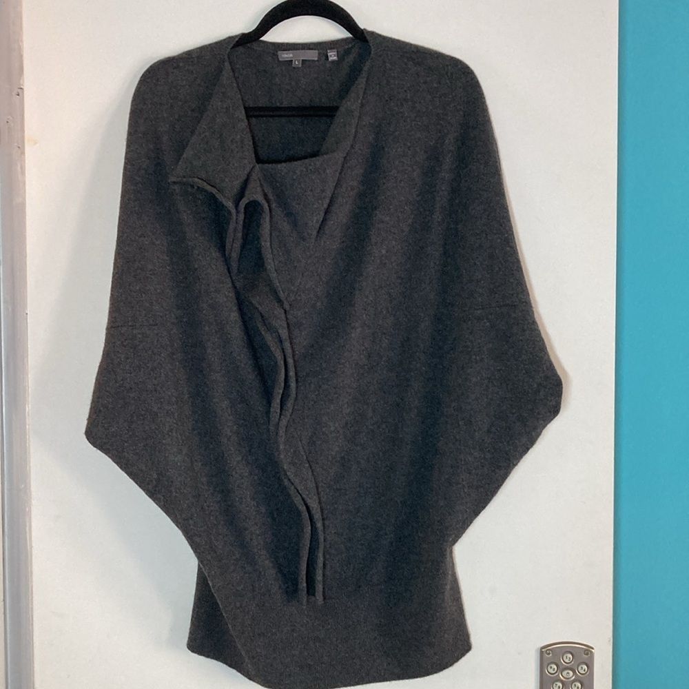 Vince Vince Womens Size L Gray Cashmere Pullover Dolman Sleeve Swe Size L / US 10 / IT 46 - 1 Thumbnail