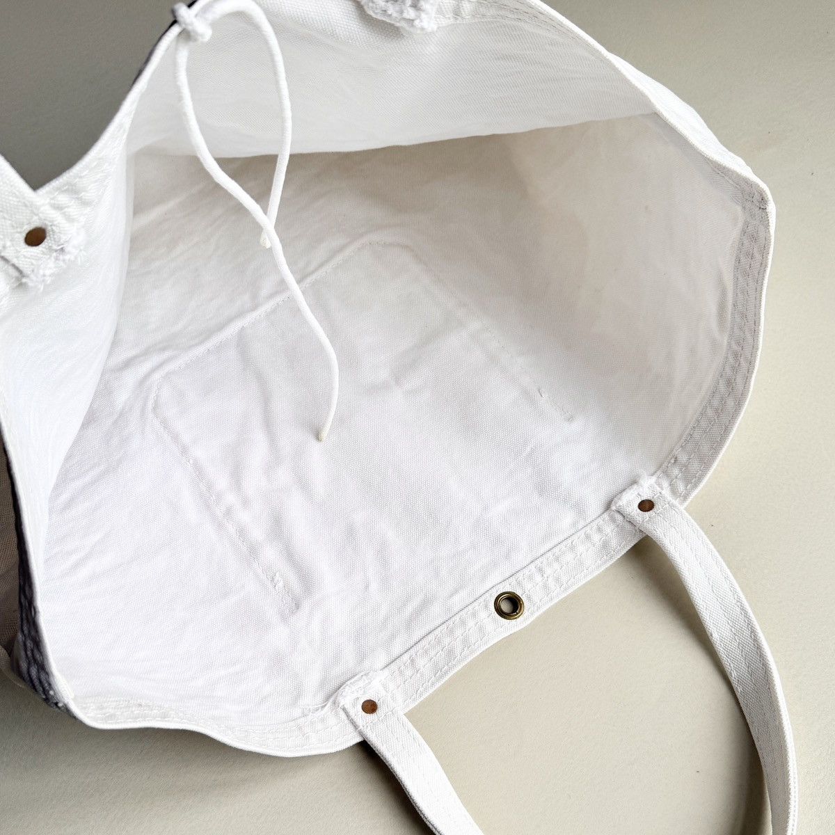 Ichizawa Shinzaburo Hanpu Ichizawa Shinzaburo Hanpu Vintage White Tote Bag Size ONE SIZE - 5 Thumbnail