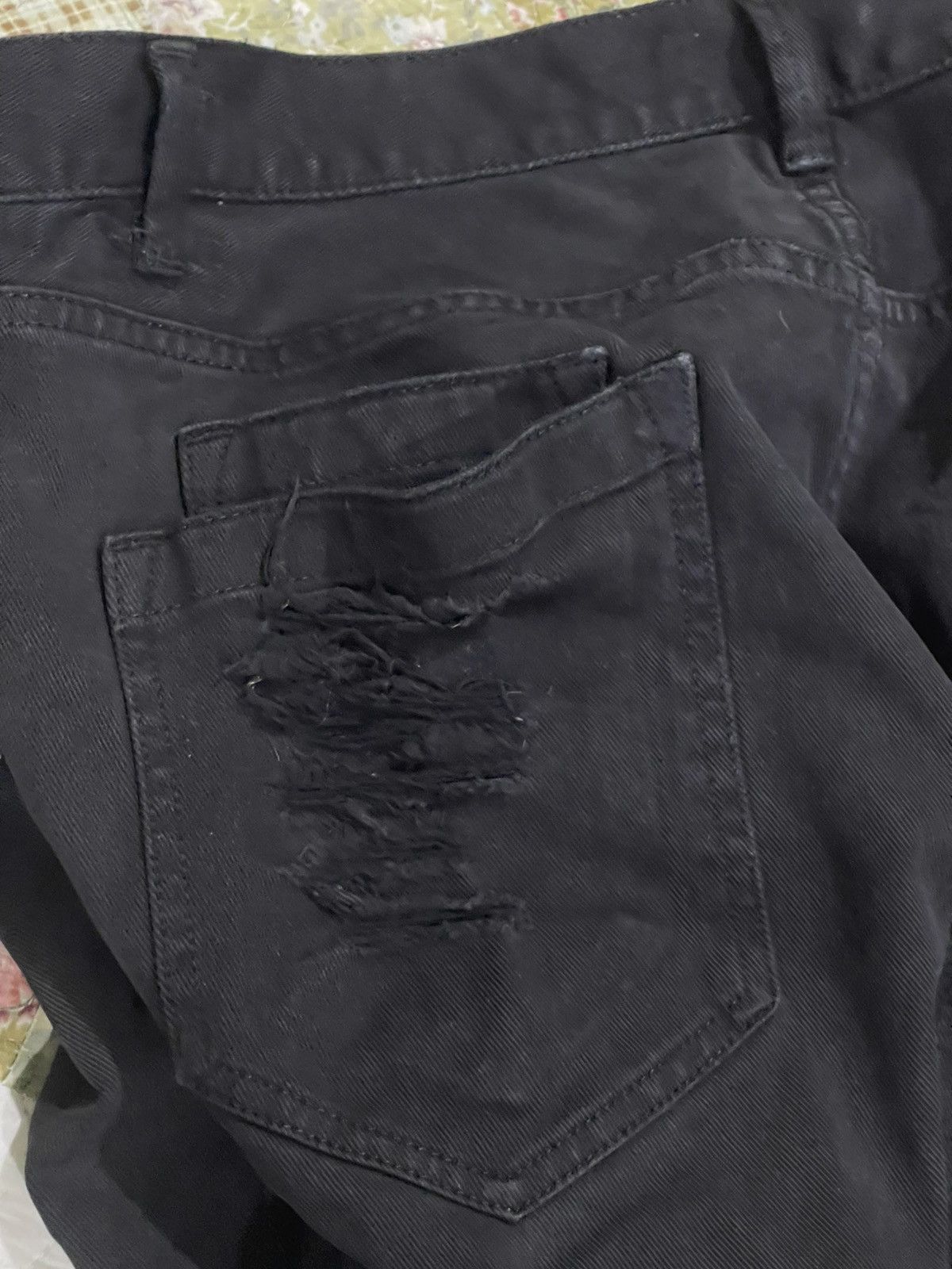 Helmut Lang HELMUT LANG DISTRESSED JEANS Size US 32 / EU 48 - 8 Thumbnail