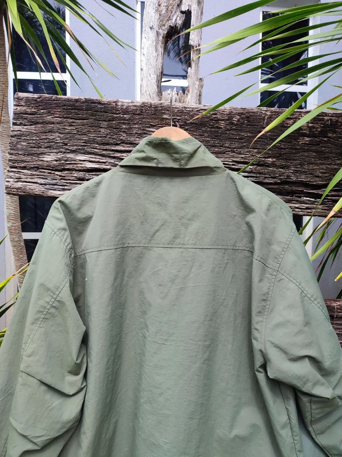 Japanese Brand Vintage Suntory Boss Coffee Windbreaker – Mocha Brazil Promo Size US L / EU 52-54 / 3 - 8 Thumbnail