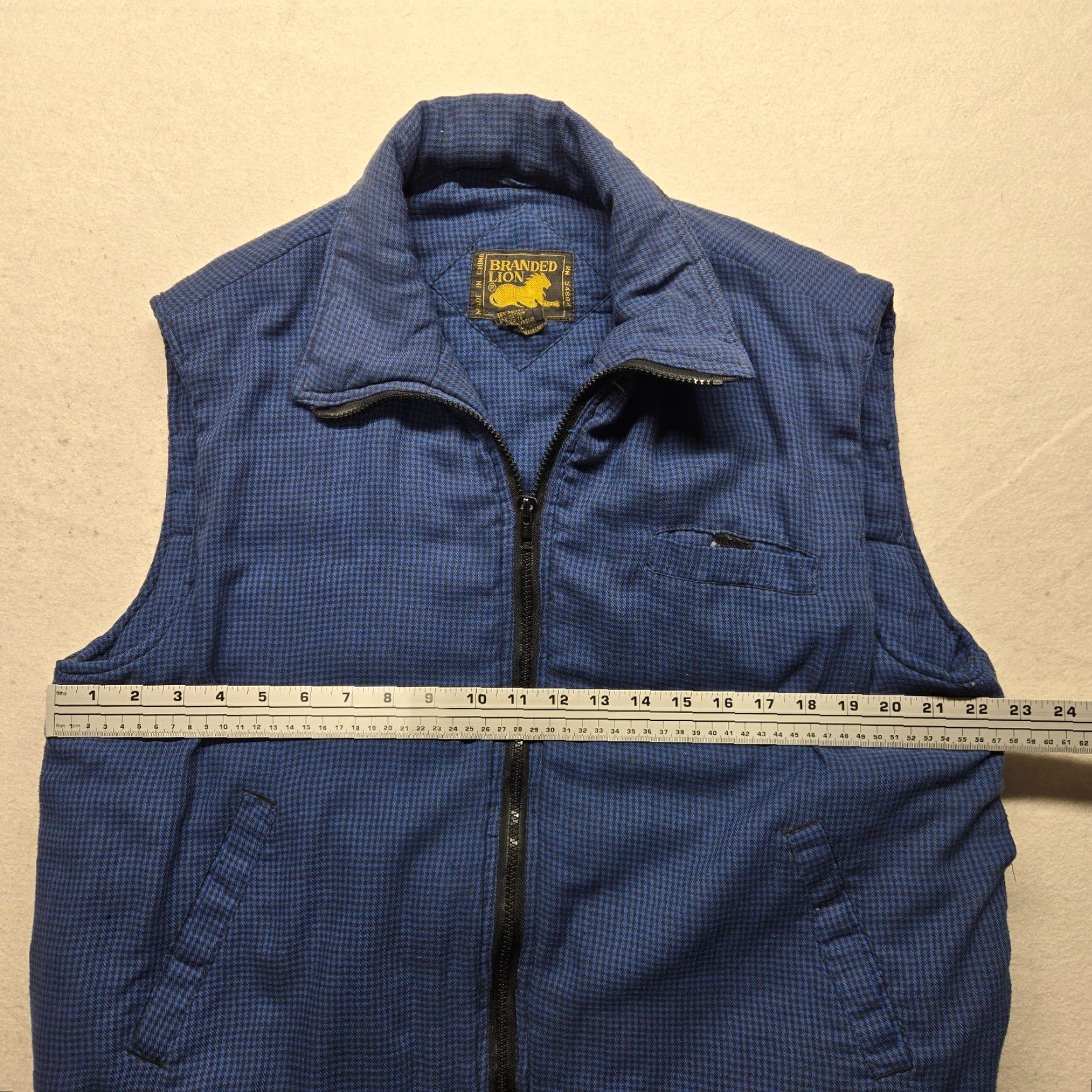Vintage Branded Lion Vest L Men Blue Check Full Zip Mock Neck Polyester Blend Sleeveless Size US L / EU 52-54 / 3 - 5 Thumbnail