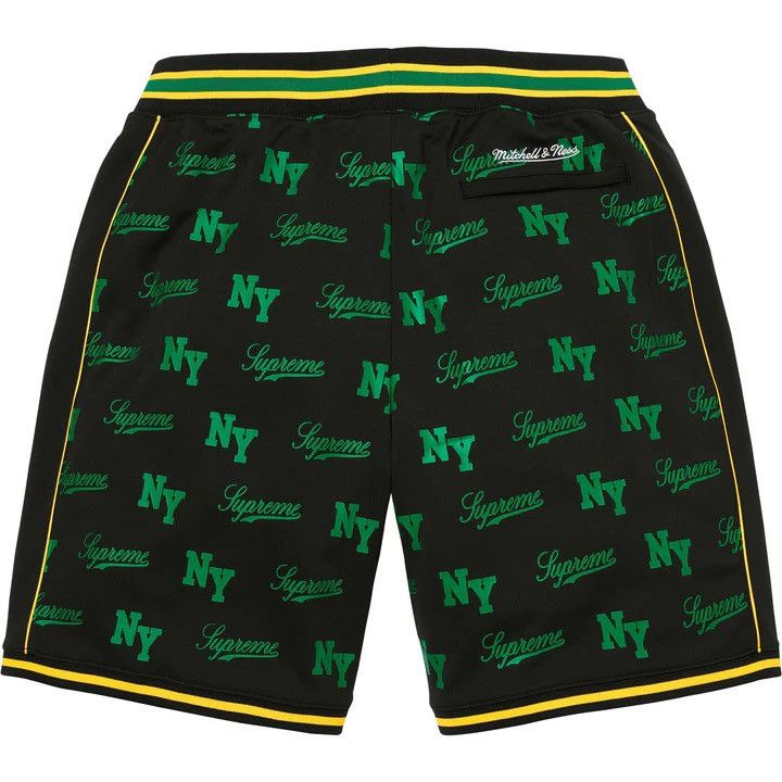 Mitchell & Ness × Supreme Supreme®/Mitchell & Ness Monogram Basketball Short Black Size US 32 / EU 48 - 2 Thumbnail