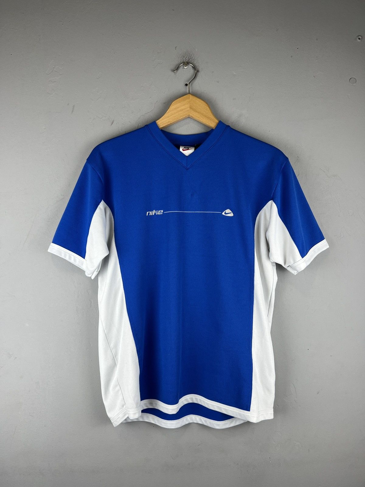 Nike × Vintage Vintage Y2K 90s Nike Air Center Swoosh Nylon jersey Size US M / EU 48-50 / 2 - 1 Thumbnail