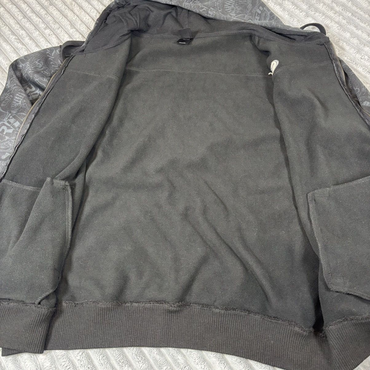 Other Vintage Men’s 2xL SRH All Over Print Skulls 2000s Y2K hoodie Size US XXL / EU 58 / 5 - 6 Thumbnail