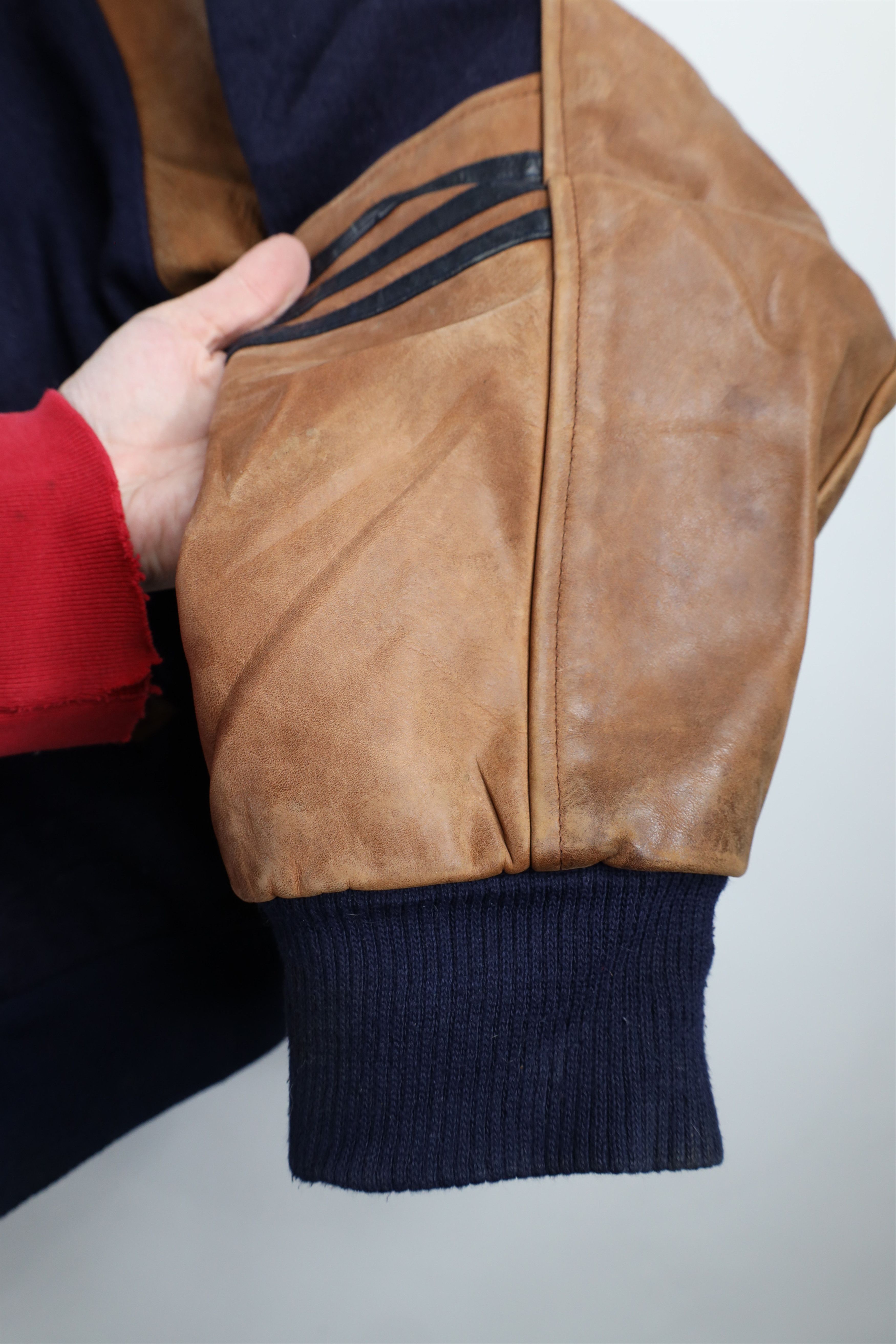 Vintage Vintage Adidas Dame University Wool Leather Varsity Jacket Size US L / EU 52-54 / 3 - 6 Thumbnail
