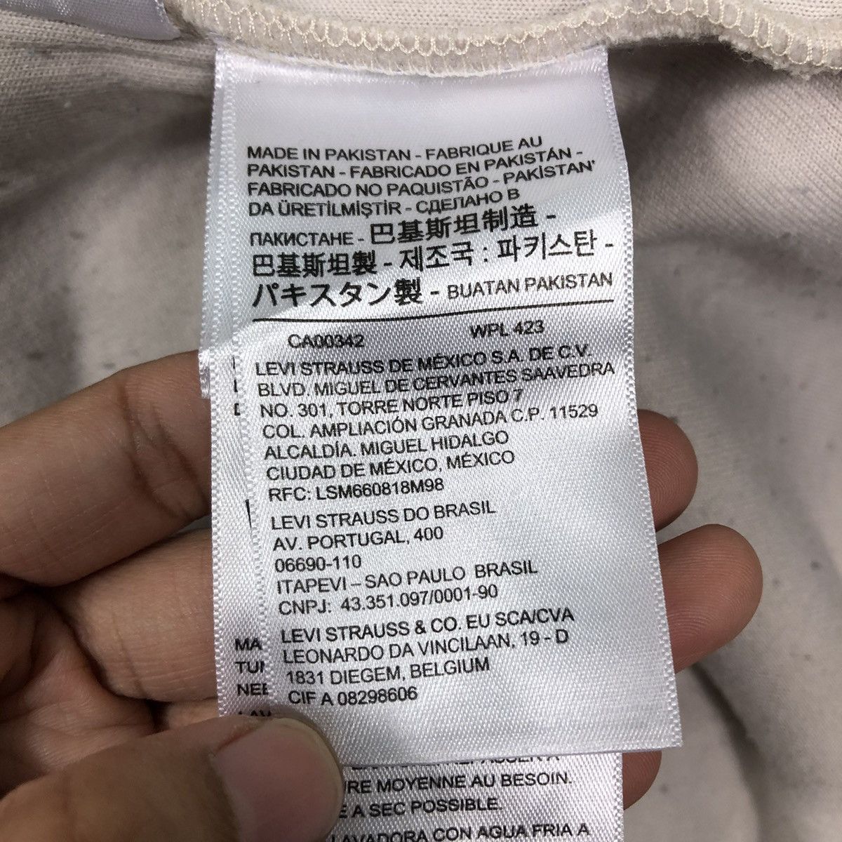 Japanese Brand 🔥HOODIE ANORAK PULL OVER LEVI’S BIG LOGO SPELL OUT Size US M / EU 48-50 / 2 - 16 Thumbnail