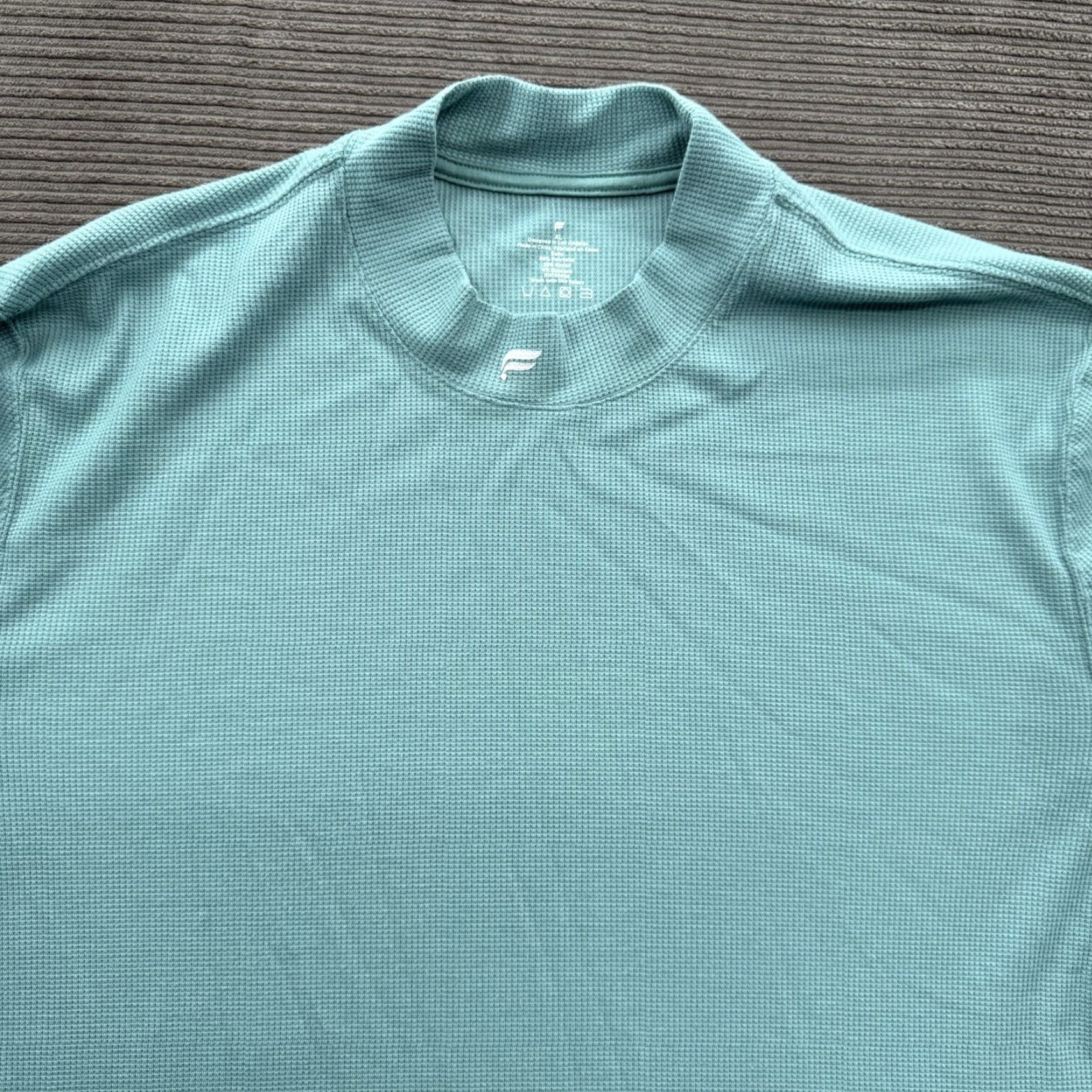 Fabletics Fabletics Waffle Thermal Shirt Men XL Athletic Logo Green Polyester Outdoors Activewear T-Shirt Size US XL / EU 56 / 4 - 8 Thumbnail