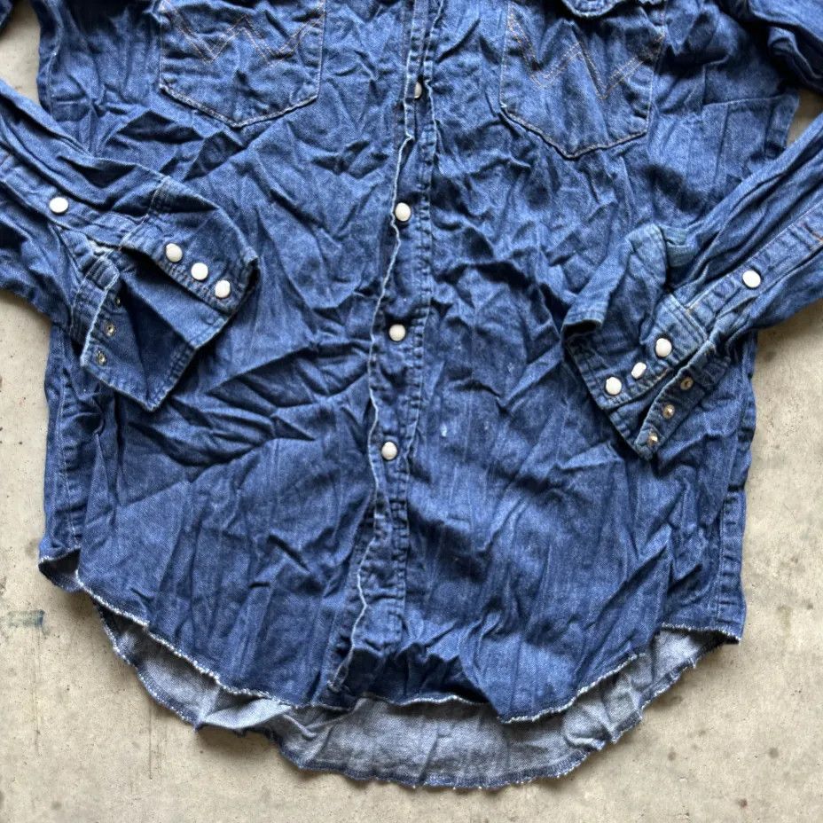 Wrangler Vintage 70s Wrangler Denim Pearl Snap Western Button Shirt Size US M / EU 48-50 / 2 - 2 Thumbnail