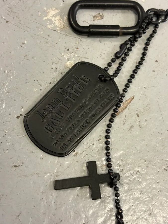 Jean Paul Gaultier 2000s Jean Paul Gaultier Black Dog Tag Cross Charm Necklace Size ONE SIZE - 4 Thumbnail