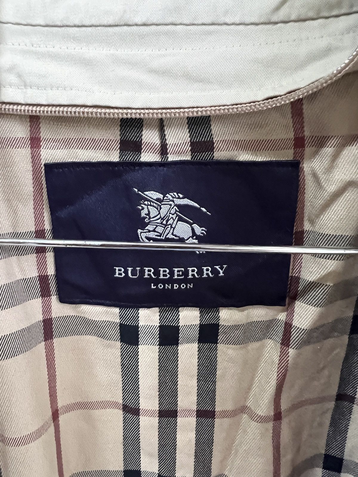 Burberry 🔥Burberry London Novacheck Trench Coat Size US L / EU 52-54 / 3 - 15 Thumbnail