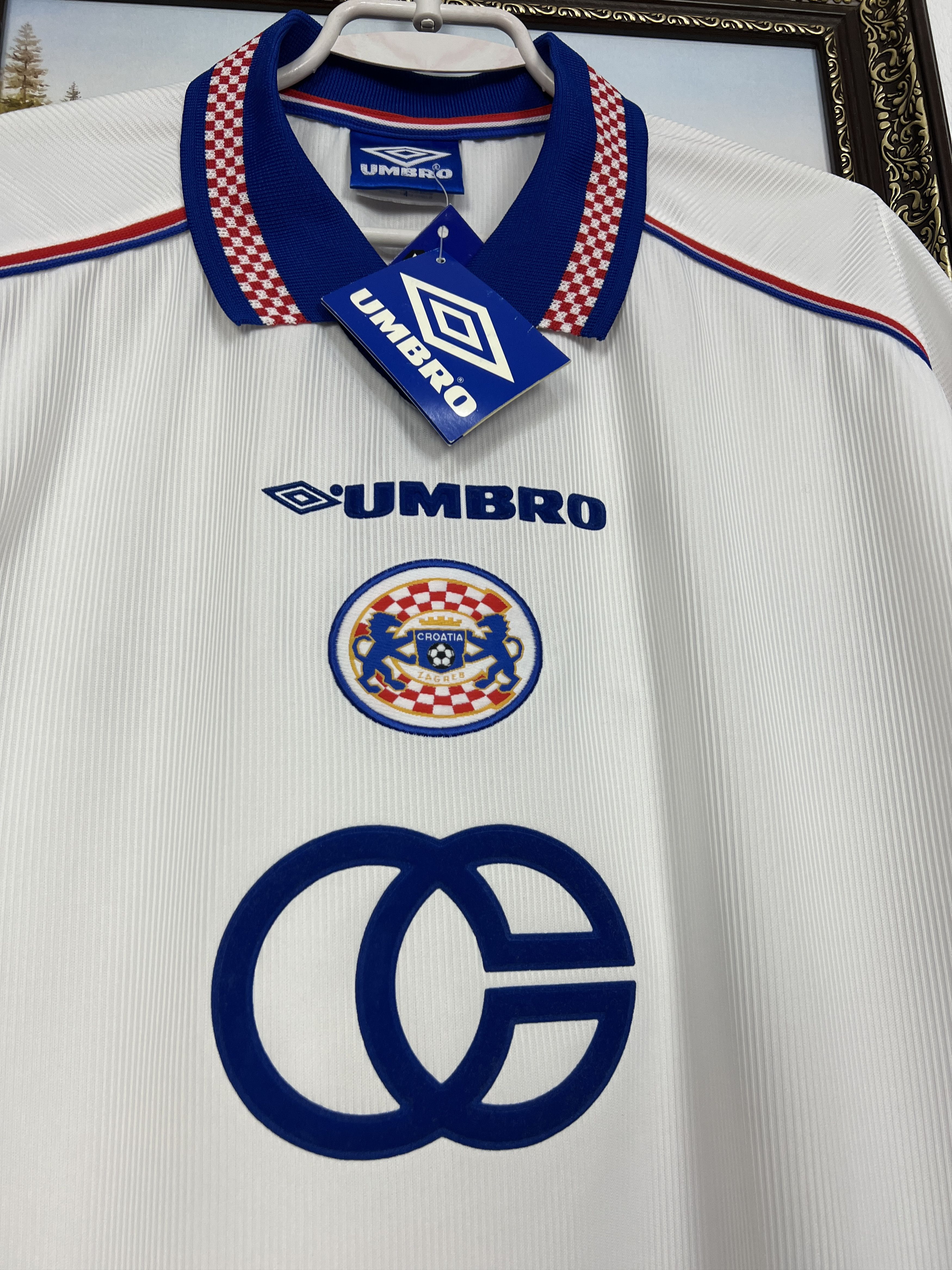 Umbro Dinamo Zagreb Away football shirt 1999 Soccer Jersey Trikot Size US XL / EU 56 / 4 - 3 Thumbnail
