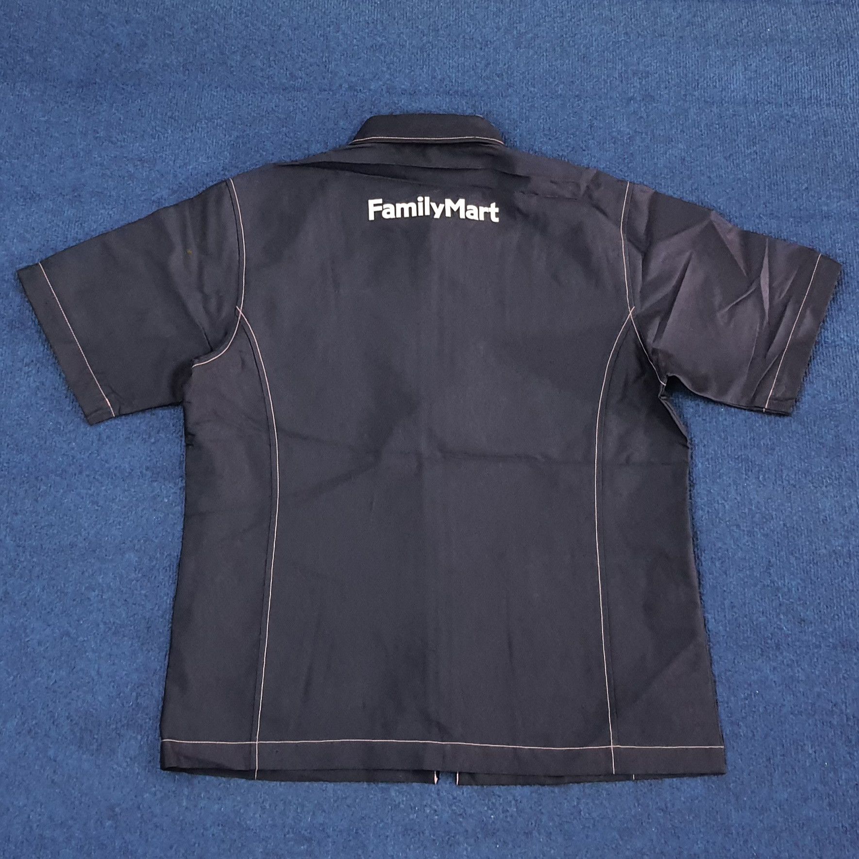 Japanese Brand Vintage Family Mart Staff Japan Uniform C249N1 Size US M / EU 48-50 / 2 - 3 Thumbnail