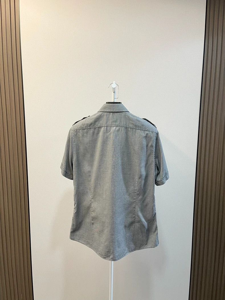 Gucci Gucci Size 41 Thousand Birds Warrior Logo Short-sleeved Sh Size US XS / EU 42 / 0 - 2 Thumbnail