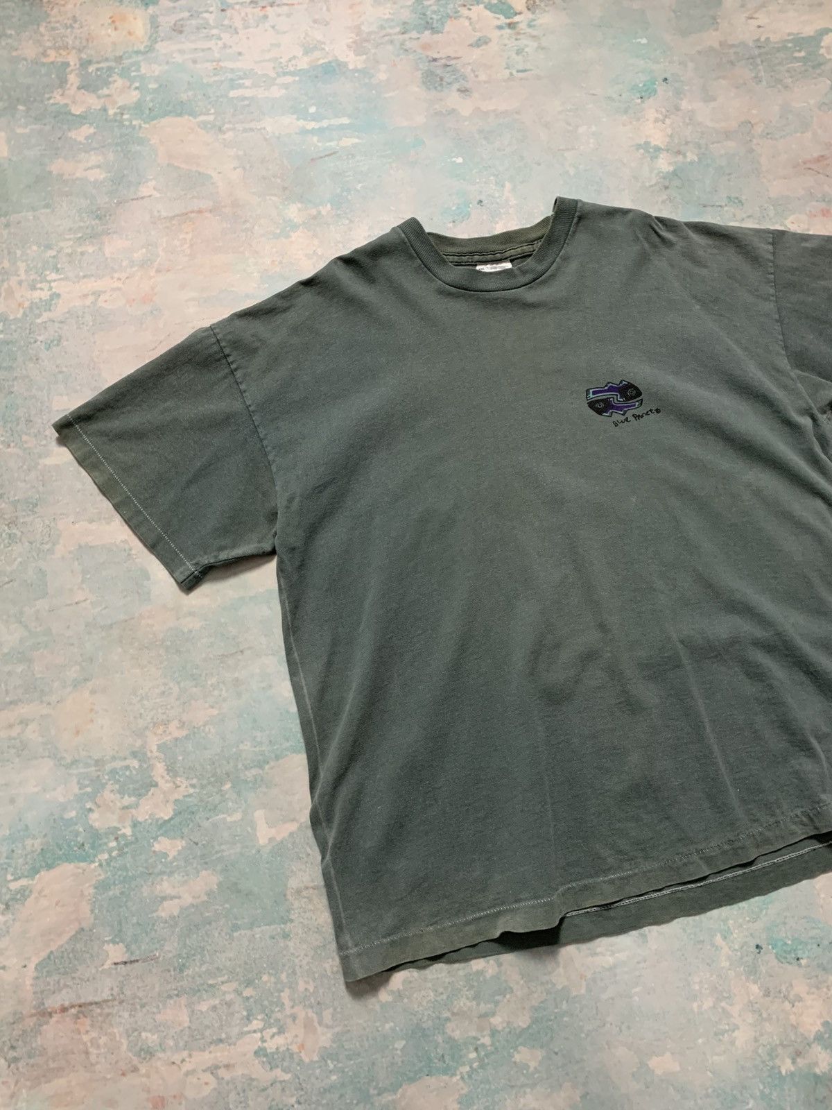 Vintage Blue Planet 90s T-Shirt Screen Stars Oversized Fade Tee Size US XXL / EU 58 / 5 - 3 Thumbnail