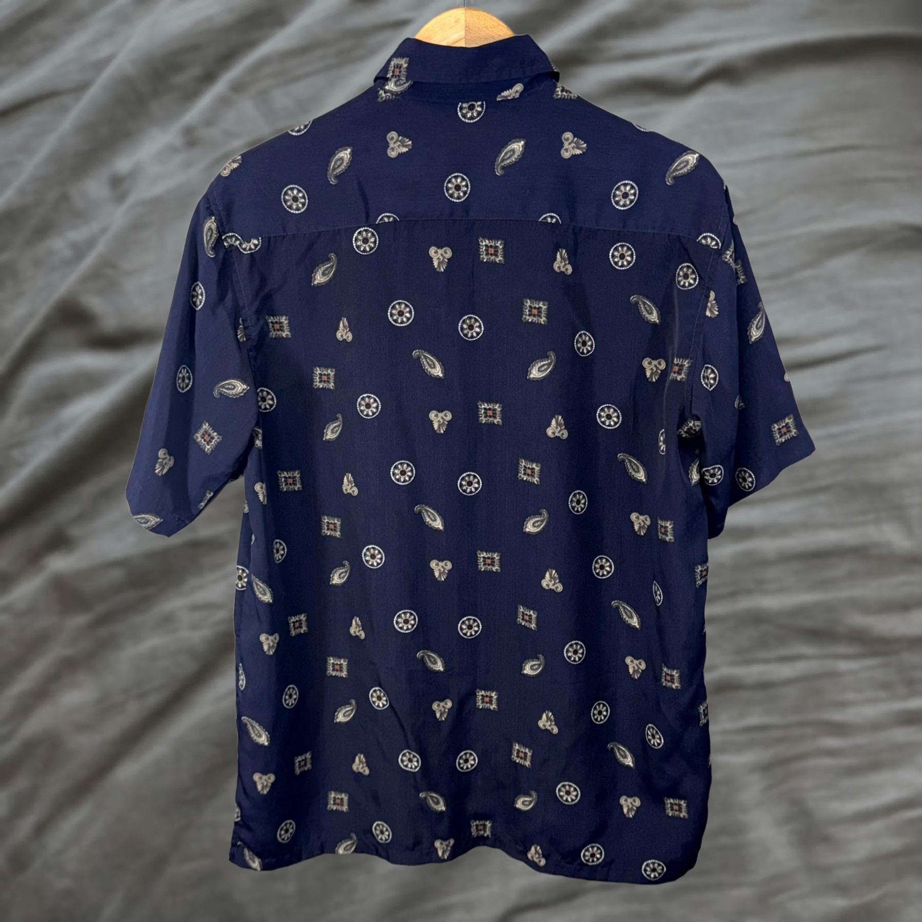 Vintage Kennington Shirt Mens M Navy Blue Short Sleeve Button-Down Paisley Print with Pockets Size US M / EU 48-50 / 2 - 1 Thumbnail