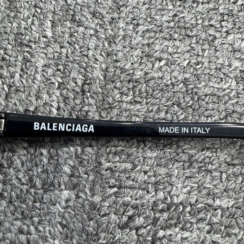 Balenciaga Balenciaga Black Bat Sunglasses Size ONE SIZE - 4 Thumbnail