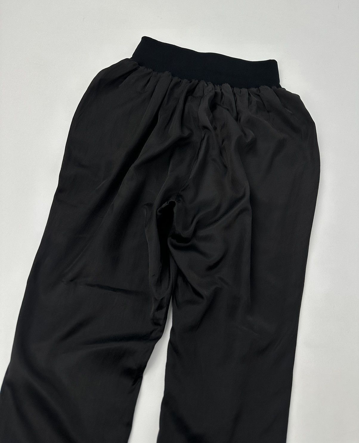 Limi Feu × Yohji Yamamoto Limi Feu Gabardine Drop Crotch Pleated Front Pants Size 26" / US 2 / IT 38 - 8 Thumbnail