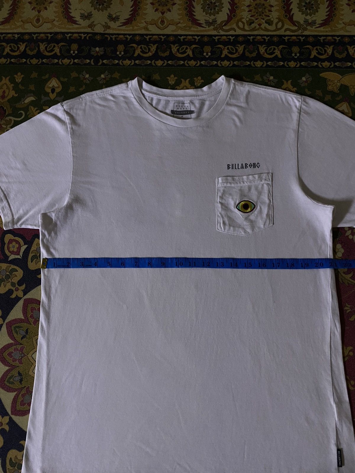 Billabong × Japanese Brand Billabong Single Pocket Over Print Scorpions Back Side Tee Size US L / EU 52-54 / 3 - 8 Thumbnail
