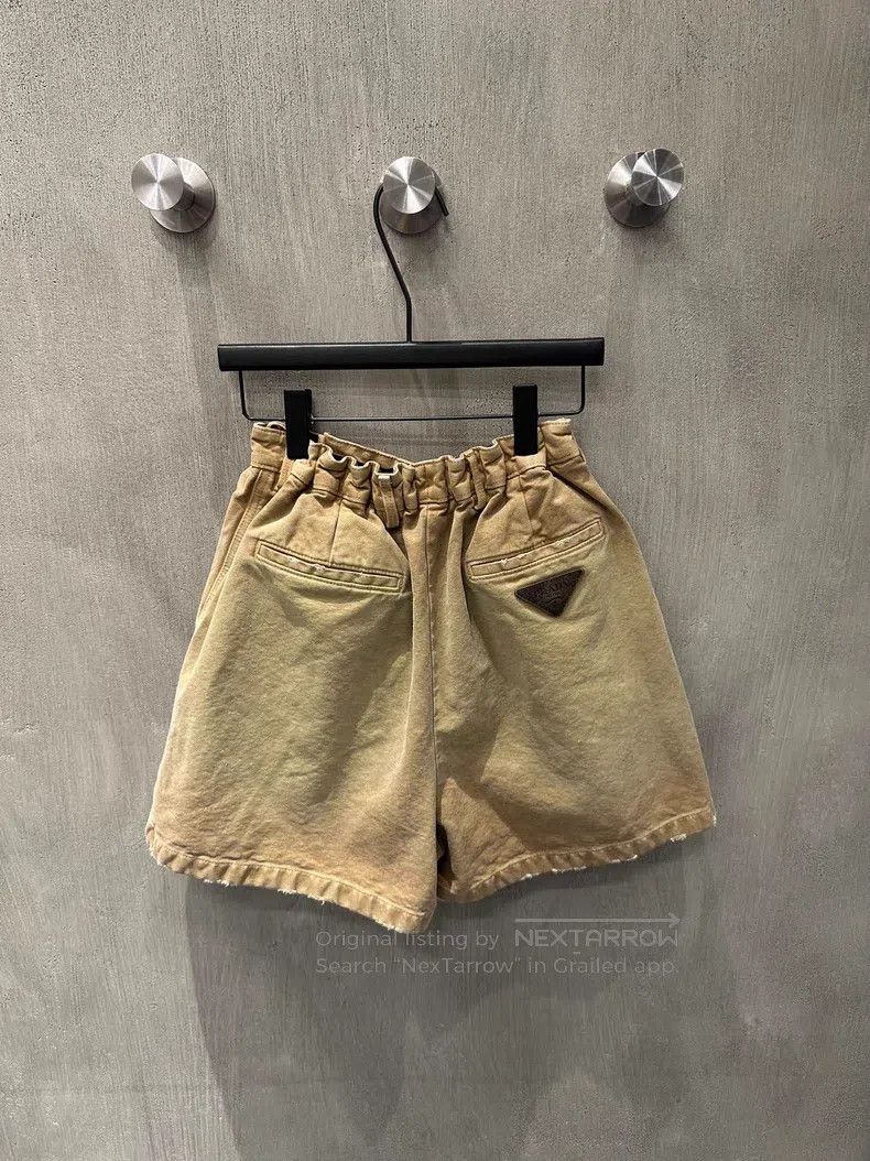 Prada Prada Khaki Work Shorts Size US 40 / EU 56 - 2 Thumbnail