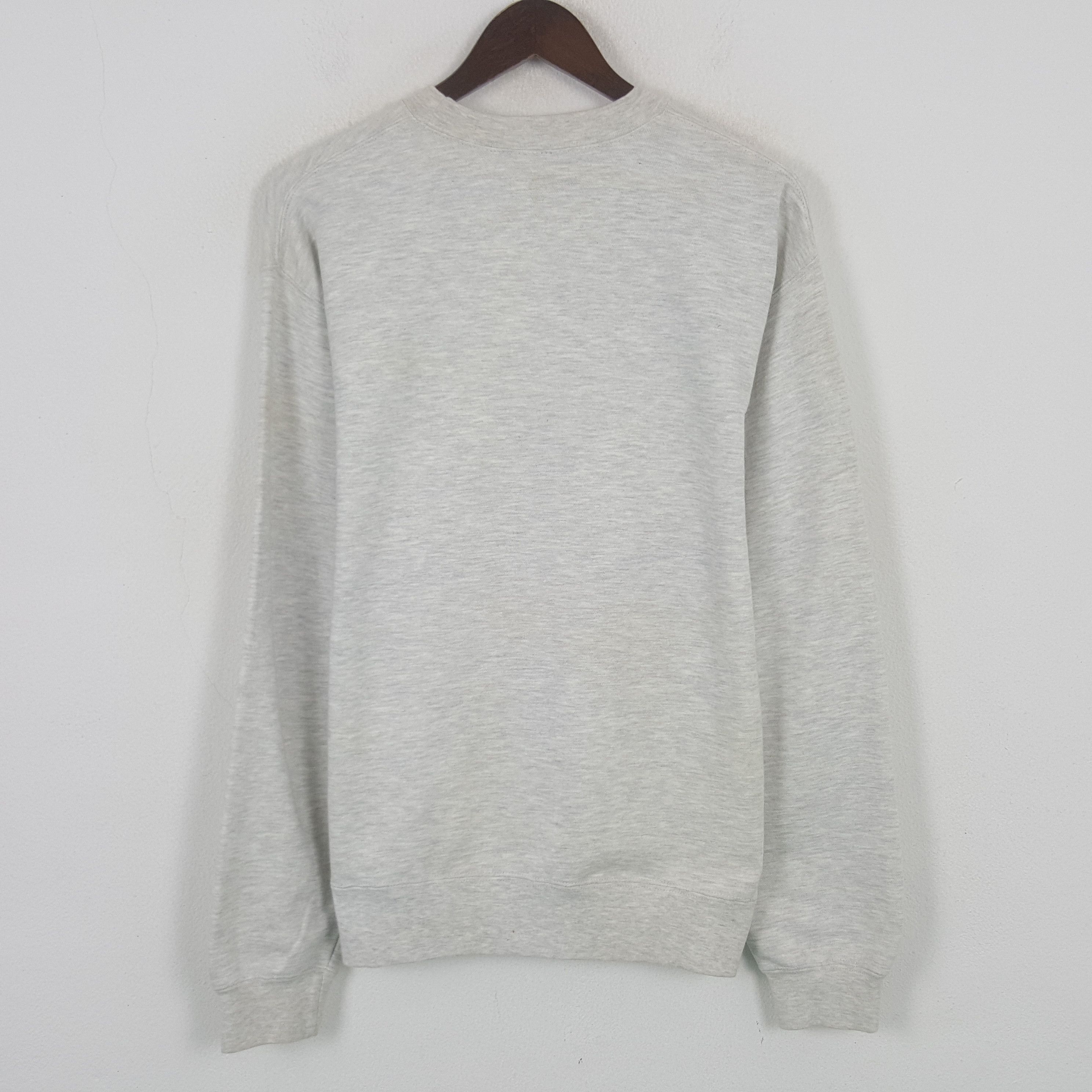 Nike Vintage Nike Small Embroidery Logo Sweatshirt Size US L / EU 52-54 / 3 - 3 Thumbnail