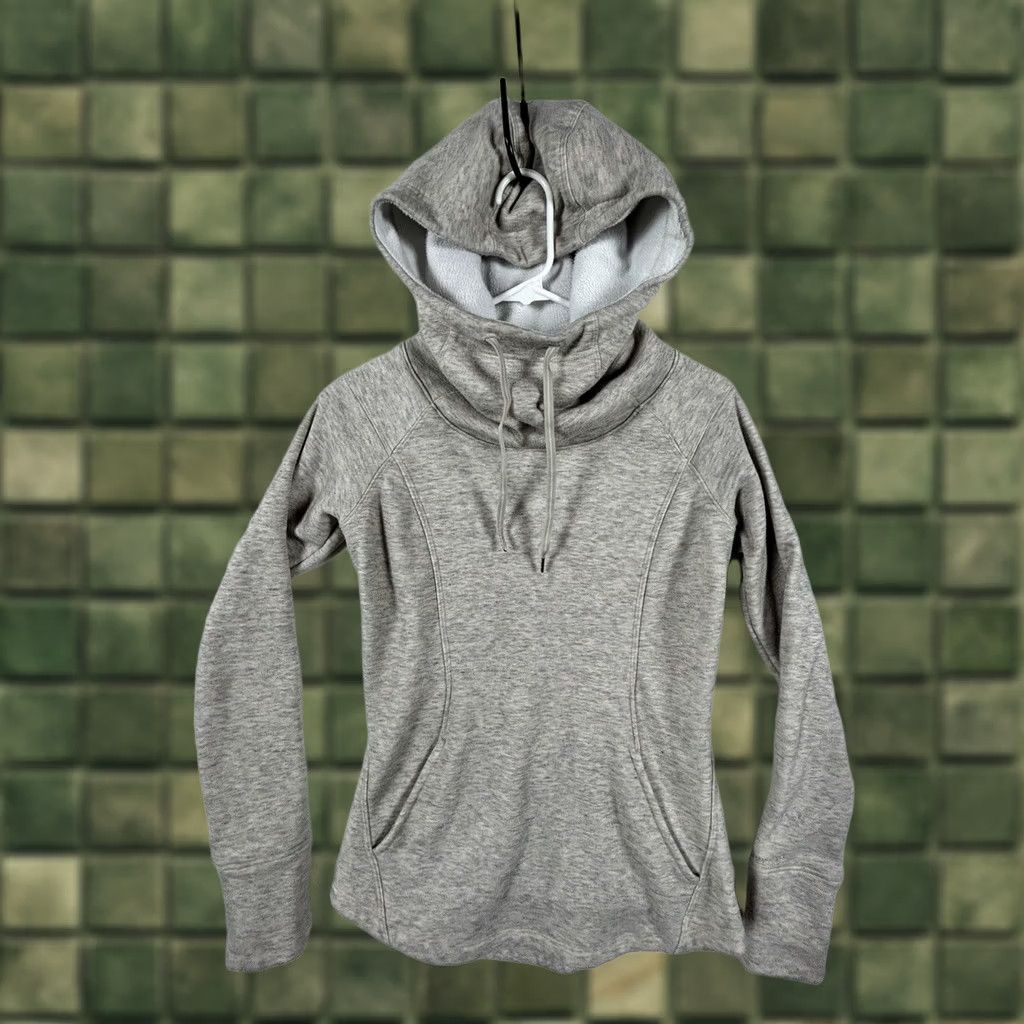 Marmot Marmot Women’s Cowl Neck Hoodie XS Gray Polyester Knit Sweatshirt Long Sleeve Quilted Pockets Autumn Winter Spring Fall Casual Outdoors Size XS / US 0-2 / IT 36-38 - 1 Thumbnail