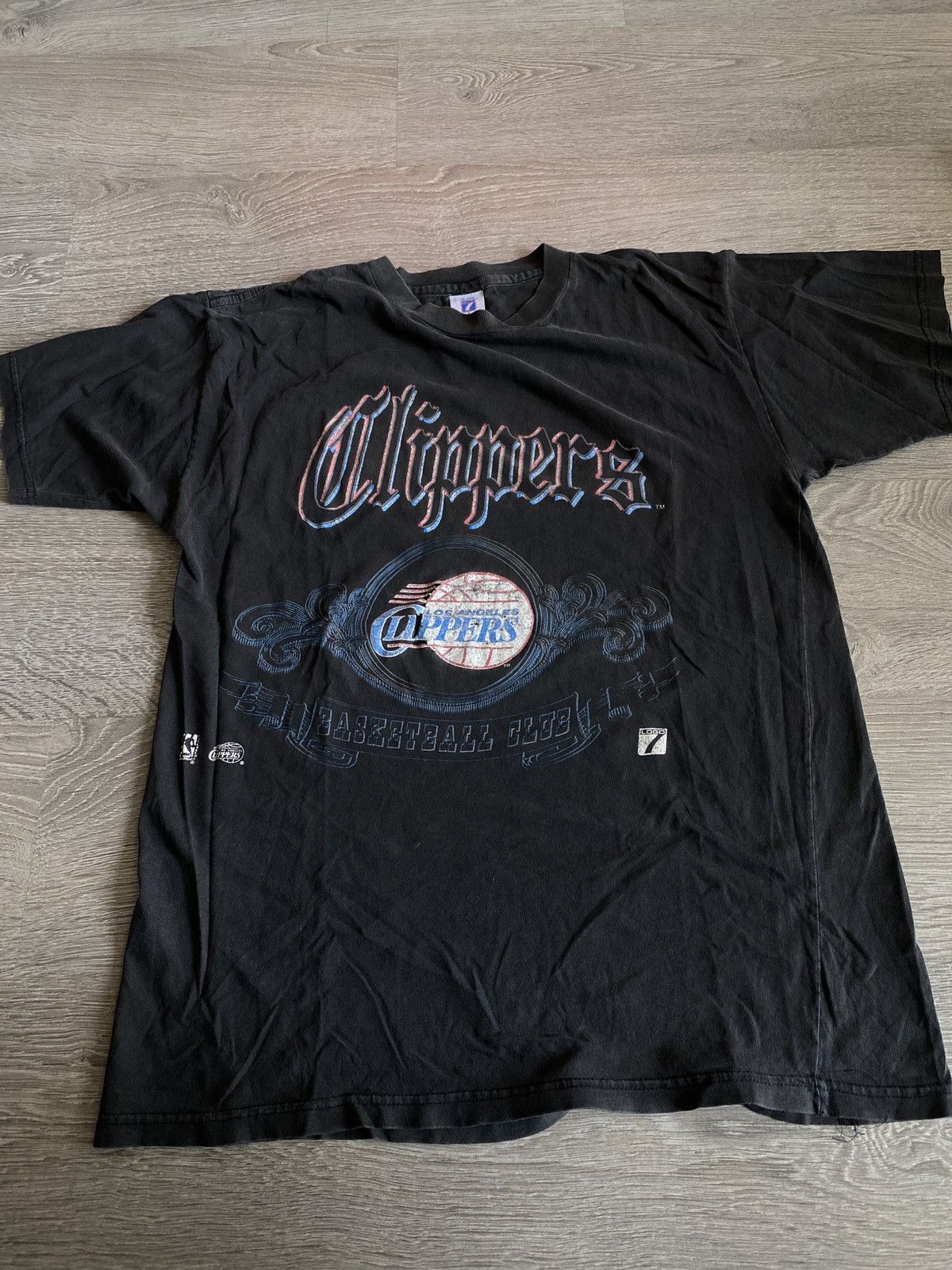 Vintage LA Clippers Basketball Club Fader Tee Size US L / EU 52-54 / 3 - 2 Thumbnail