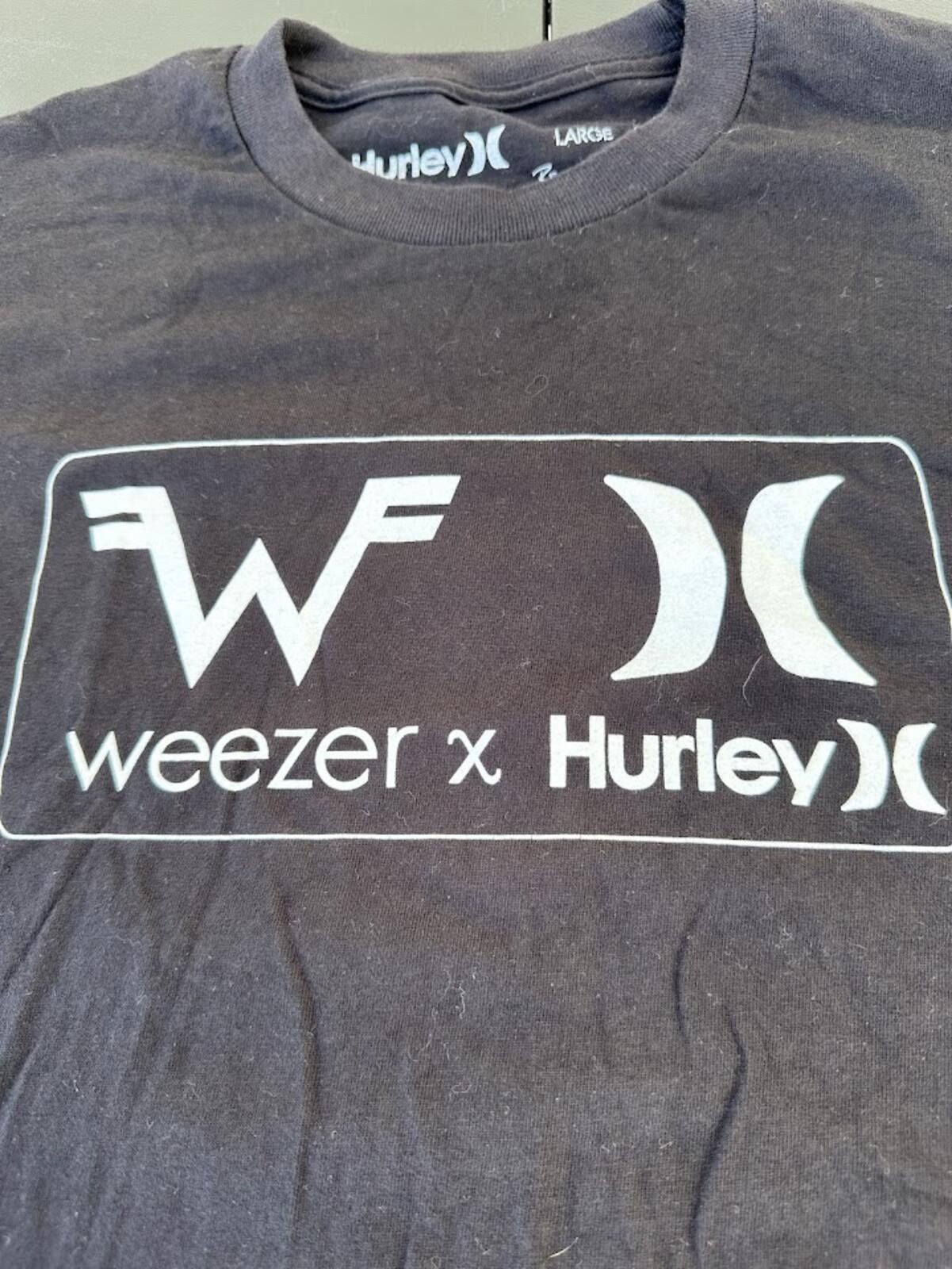 Hurley Weezer x Hurley Band Tee Large Size US L / EU 52-54 / 3 - 2 Thumbnail