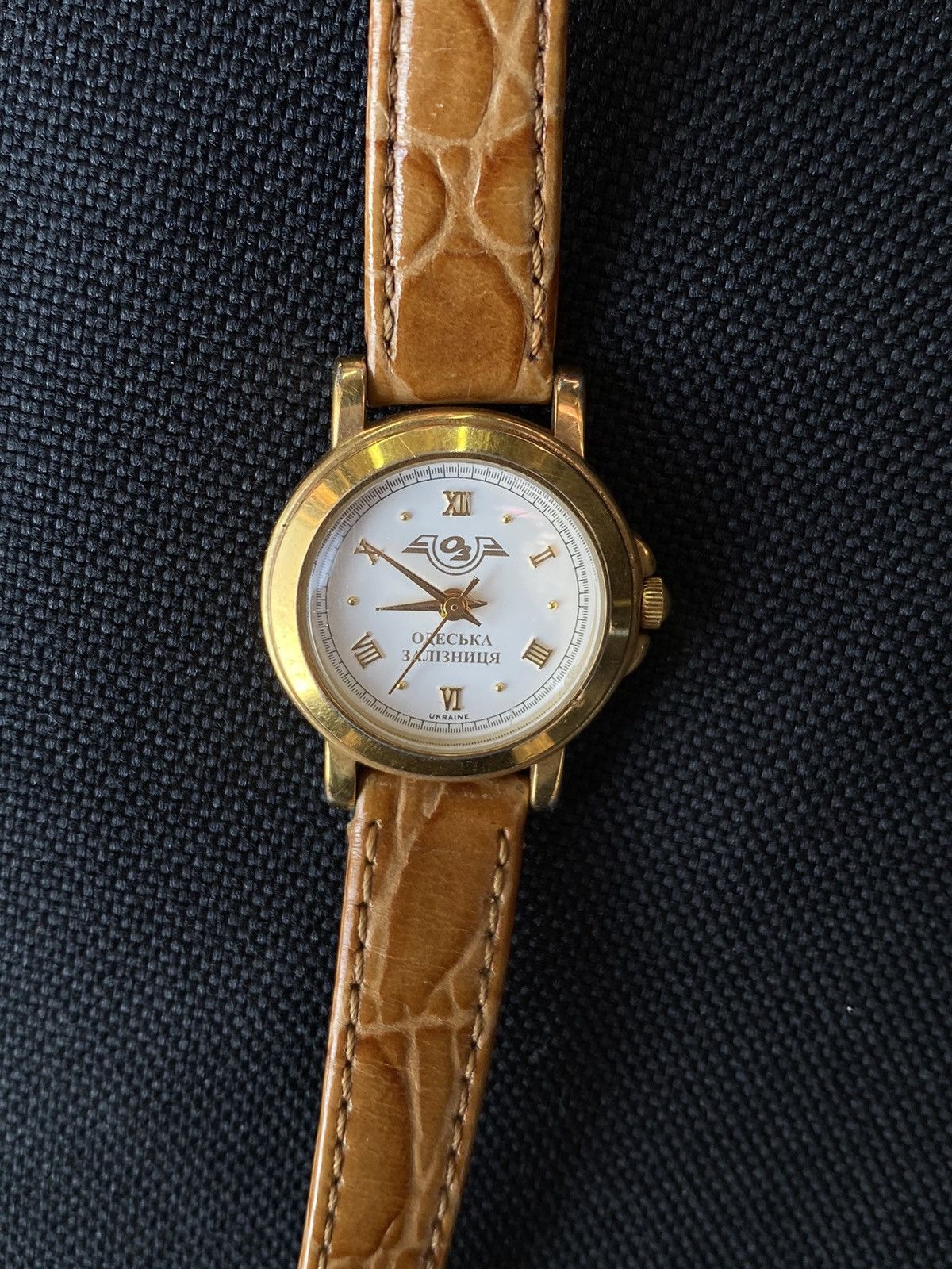 Vintage Odesa Railway Gold Watch | Rare Collectible Size ONE SIZE - 8 Thumbnail