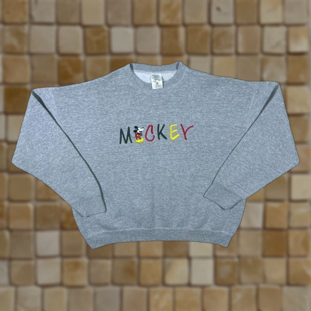 Mickey & Co. VINTAGE Mickey & Co. "Mickey" Disney Embroidered Grey Crewneck Sweatshirt Sweatshirt XL Men Embroidered Mickey 90s Fans Mens Size US XL / EU 56 / 4 - 1 Thumbnail