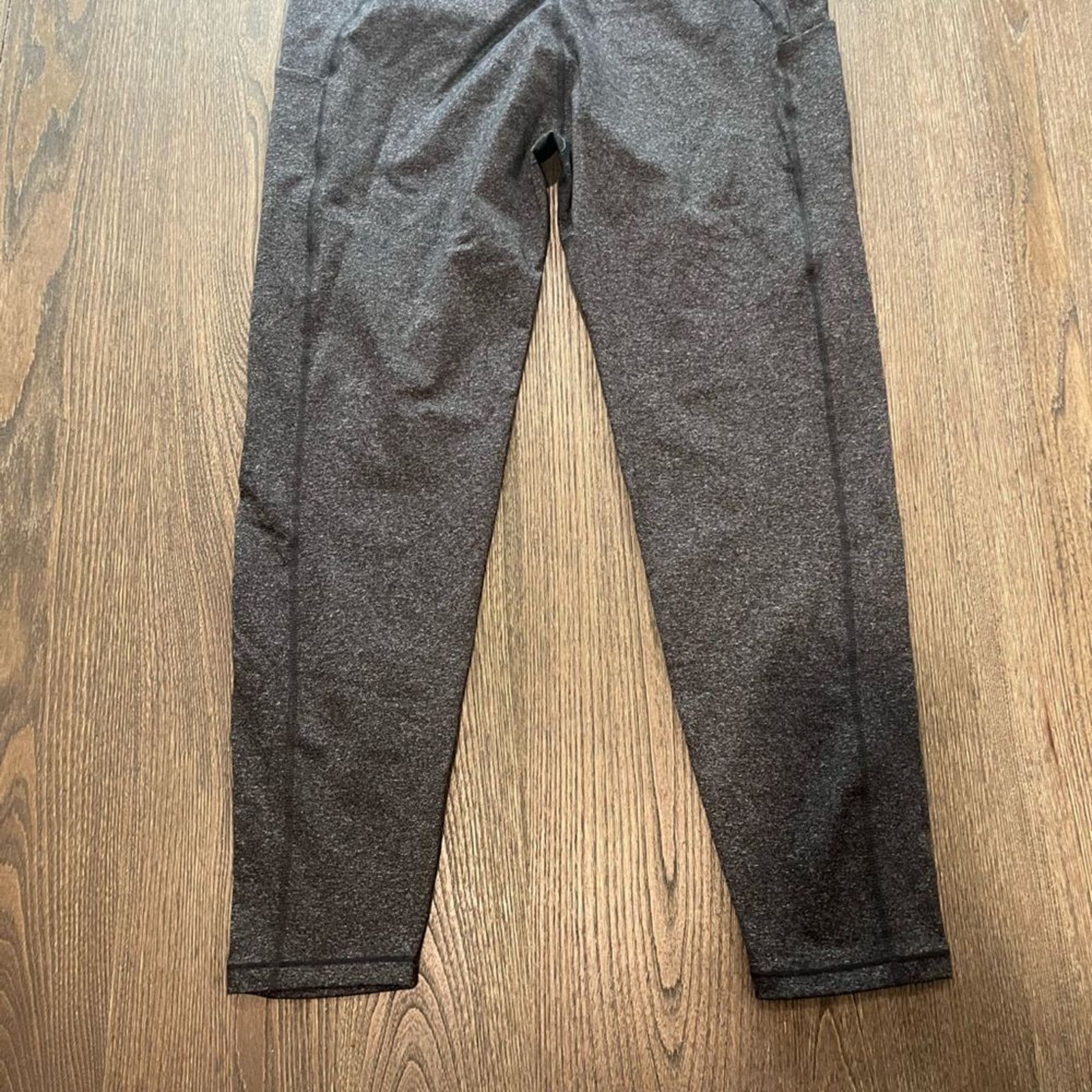 Vintage NWOT Tonal Womens Gray Athletic Leggings Size 3X Size 42" / US 20 - 10 Thumbnail