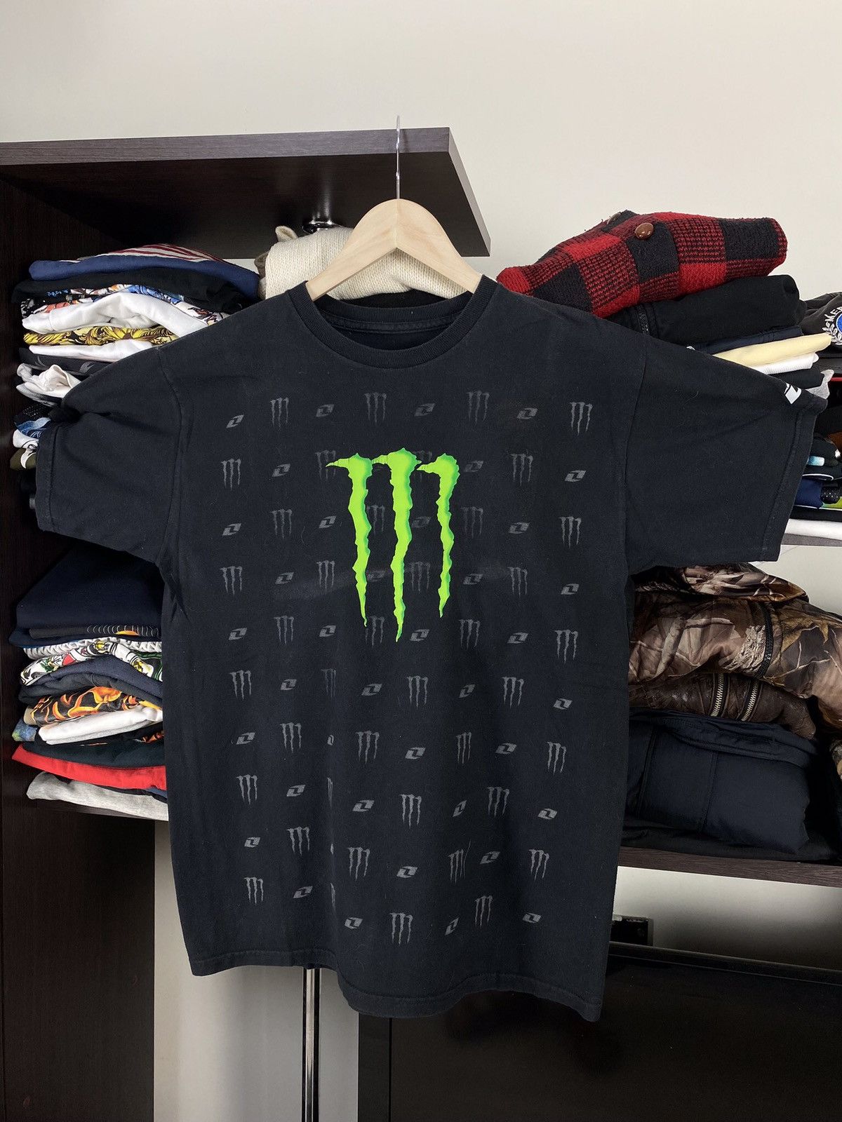 Japanese Brand Vintage Tee Shirt Energy Monster Big Logo Y2k Japan Style Size US M / EU 48-50 / 2 - 1 Thumbnail