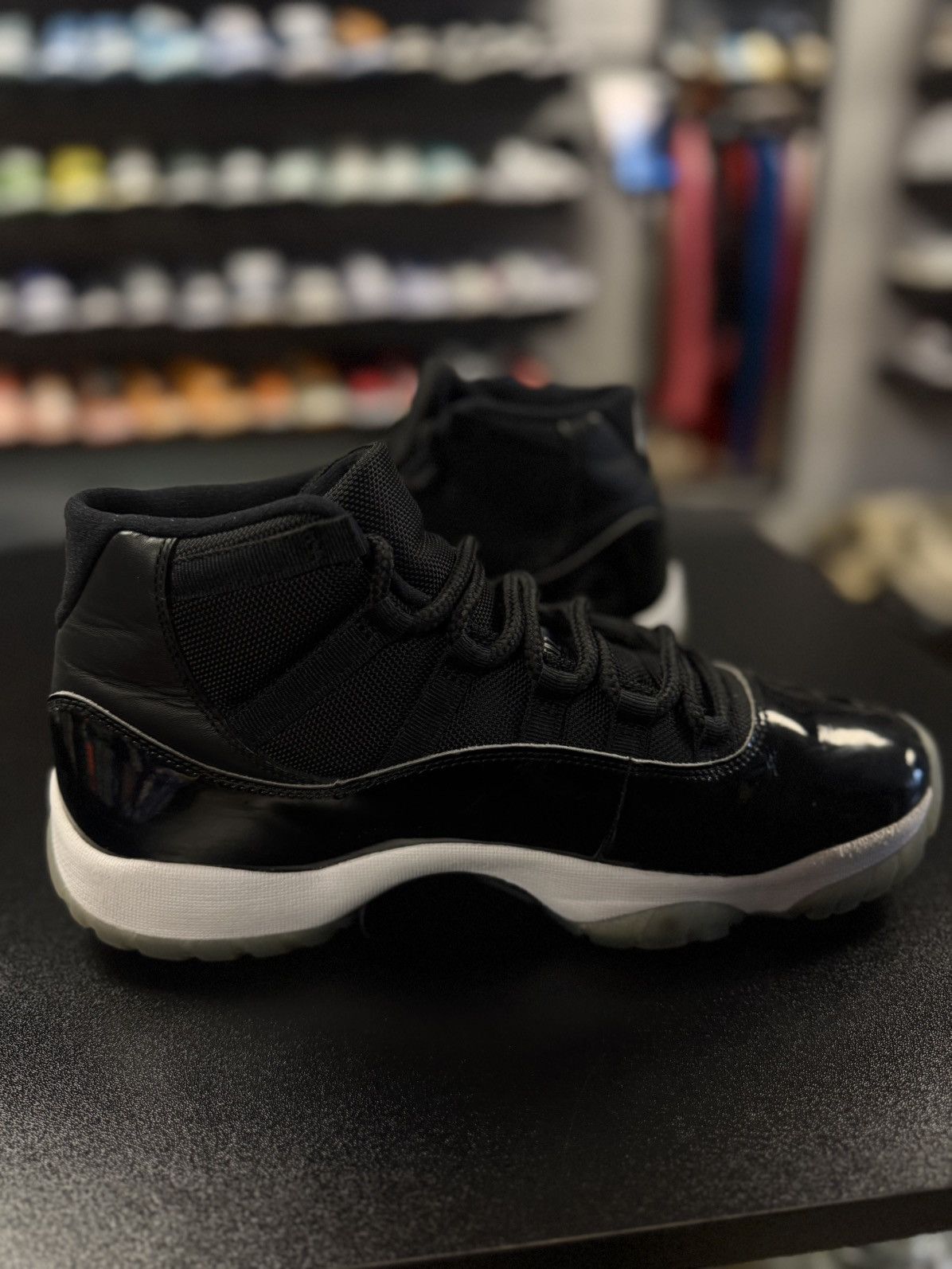 Jordan Brand × Nike Jordan 11 SpaceJam 2016 Size 10.5 (378037-003) Size US 10.5 / EU 43-44 - 11 Thumbnail