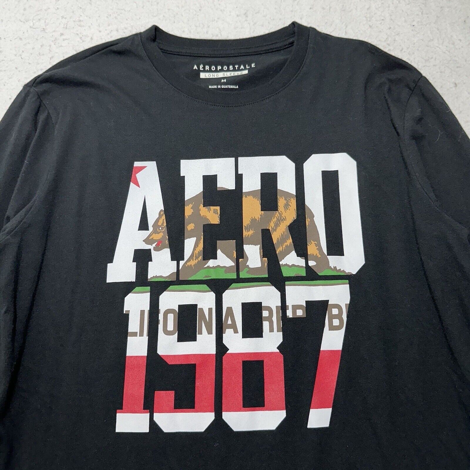 Aeropostale Aeropostale Medium Black Graphic T Shirt California Flag Size US M / EU 48-50 / 2 - 2 Thumbnail
