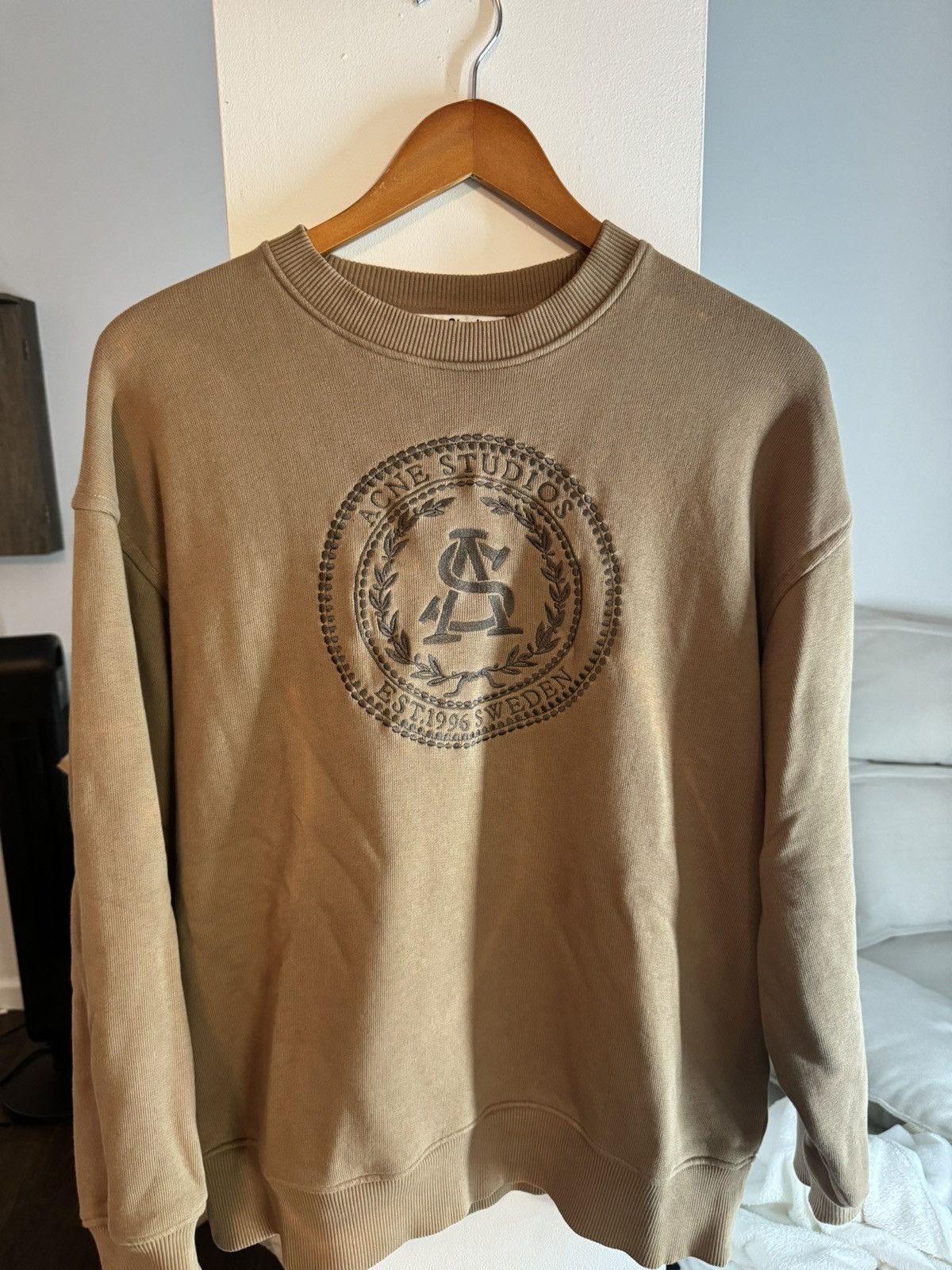 Acne Studios Acne studios crew neck!!! Size US S / EU 44-46 / 1 - 1 Thumbnail