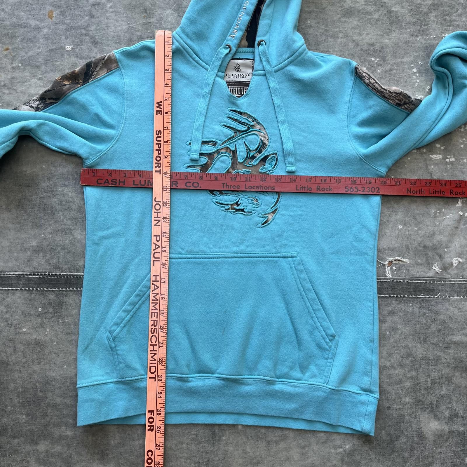 Vintage Vintage Y2K Legendary Whitetails Deer Graphic Camo Hoodie Size US M / EU 48-50 / 2 - 4 Thumbnail