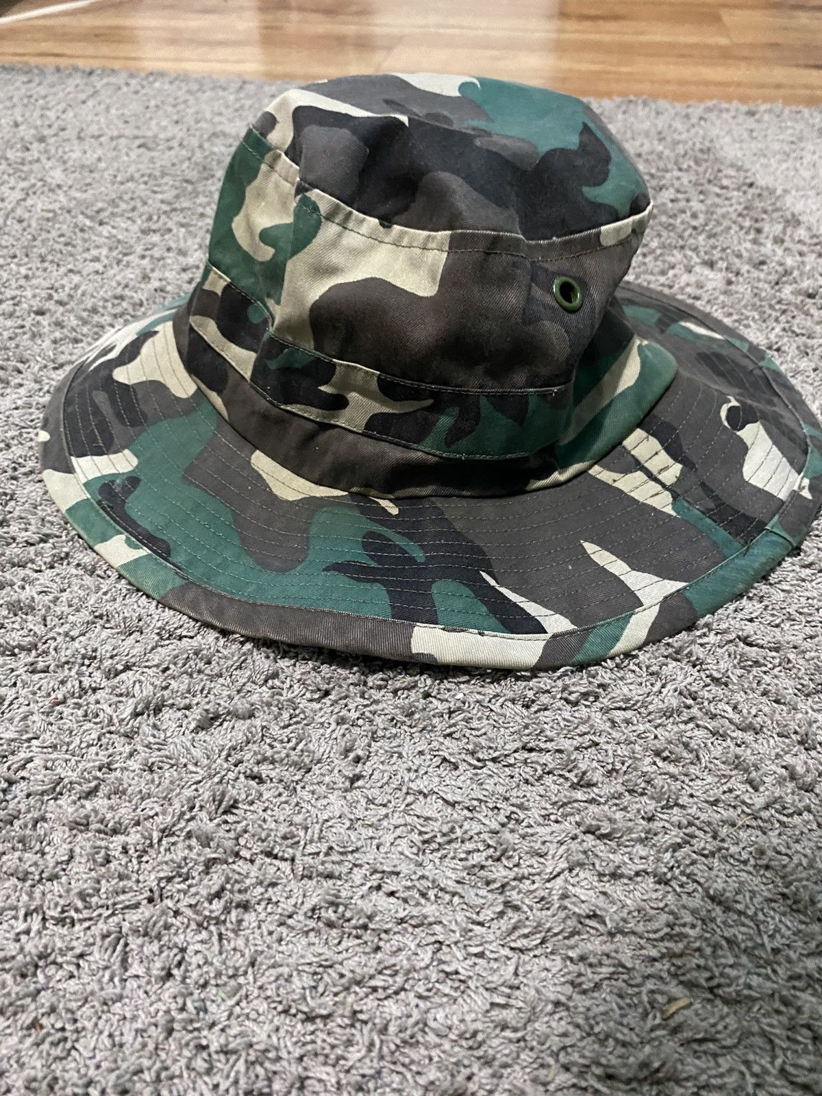 Other Vintage Camo woodland bucket hat Size ONE SIZE - 1 Thumbnail