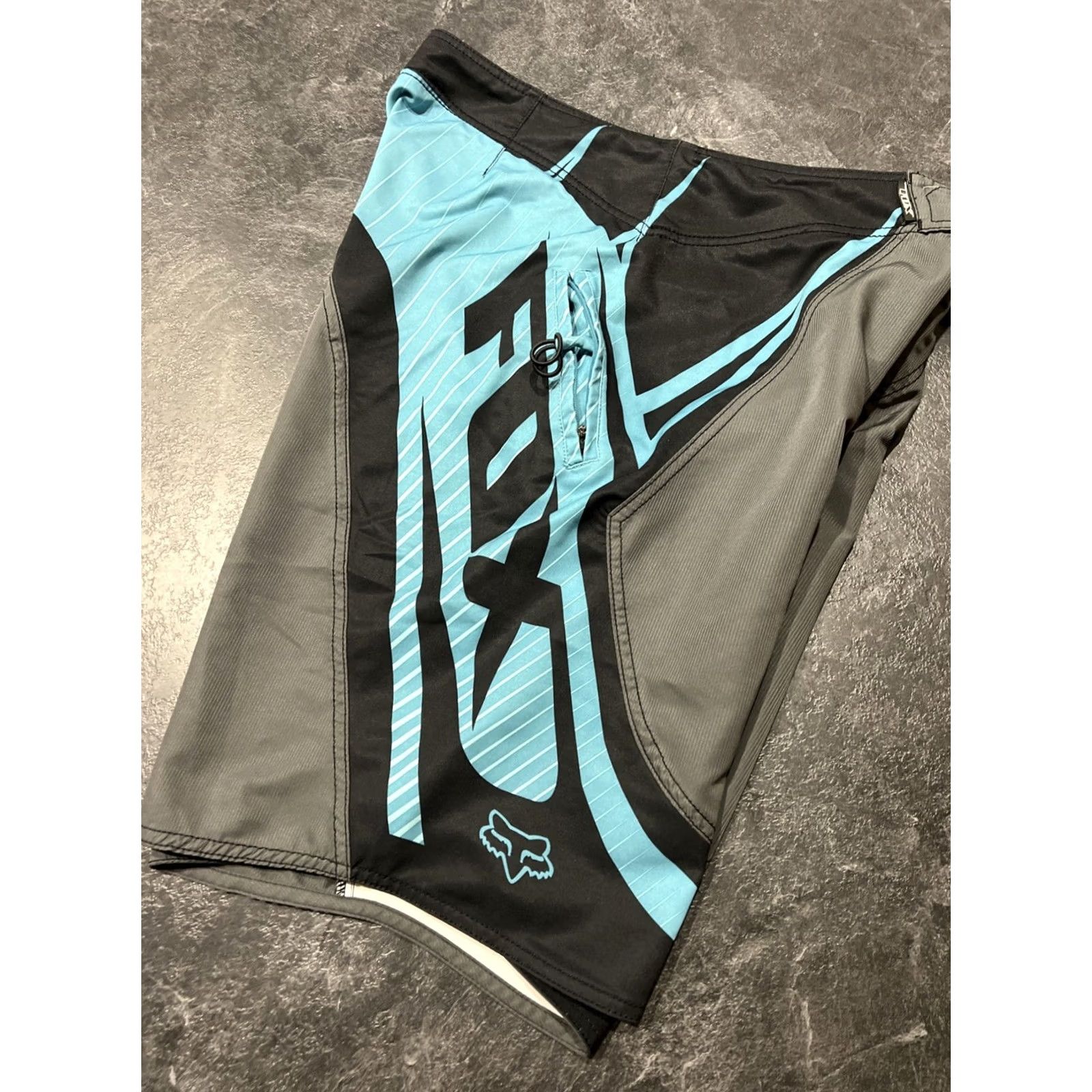Fox Racing Fox Racing Board Shorts Mens 36 Multicolor Striped Quick Dry Lightweight Back Pocket Drawstring Surf Trunks Size US 36 / EU 52 - 3 Thumbnail