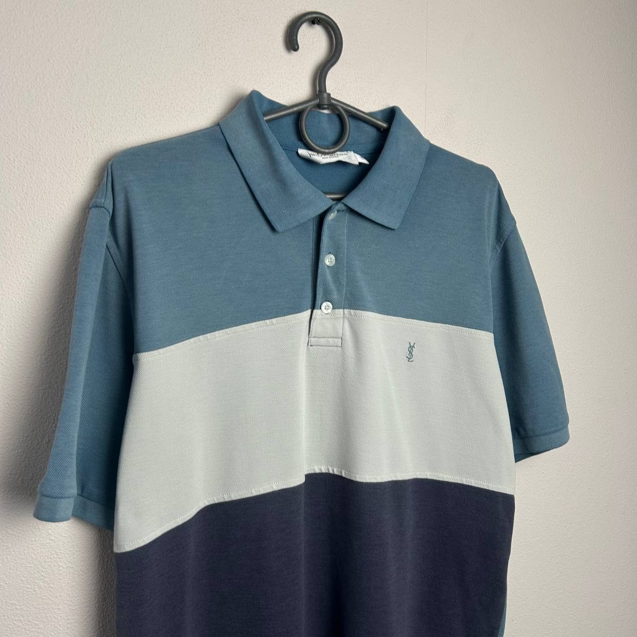 Yves Saint Laurent Luxury Yves saint laurent Small logo designer y2k polo Size US L / EU 52-54 / 3 - 2 Thumbnail