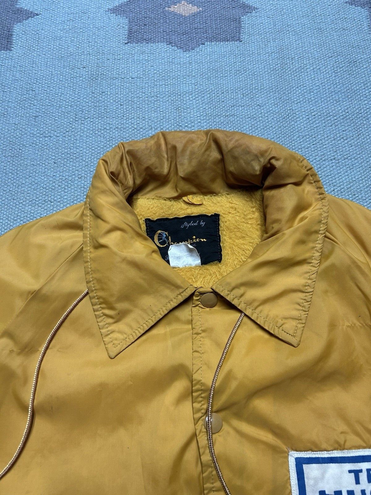 Vintage VTG 60s champion running man nylon jacket budweiser patch XL Size US XL / EU 56 / 4 - 16 Thumbnail