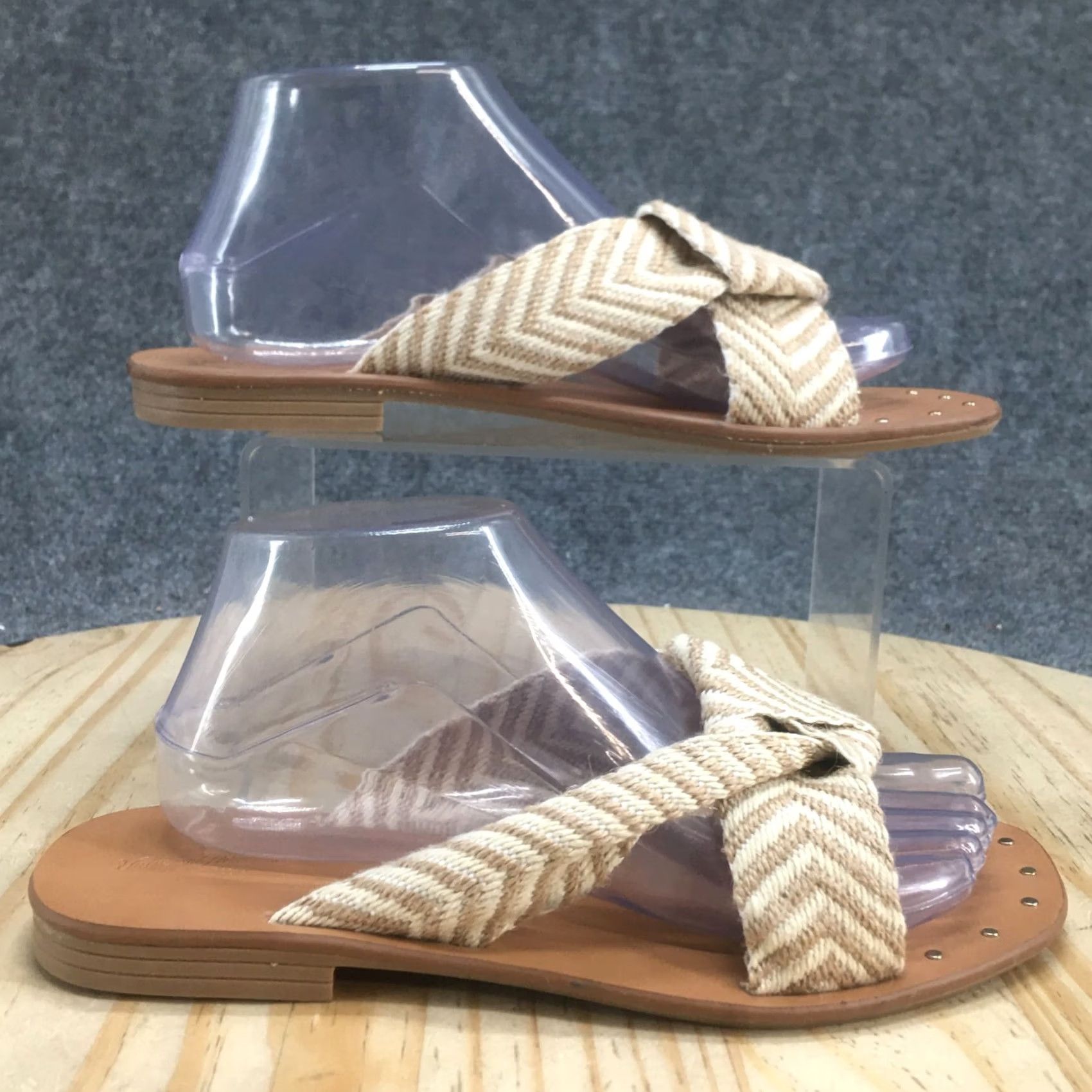 Vintage Universal Thread Sandals Women 8.5 Chevron Print Knotted Slide Beige Flat Size US 9 / IT 39 - 2 Thumbnail
